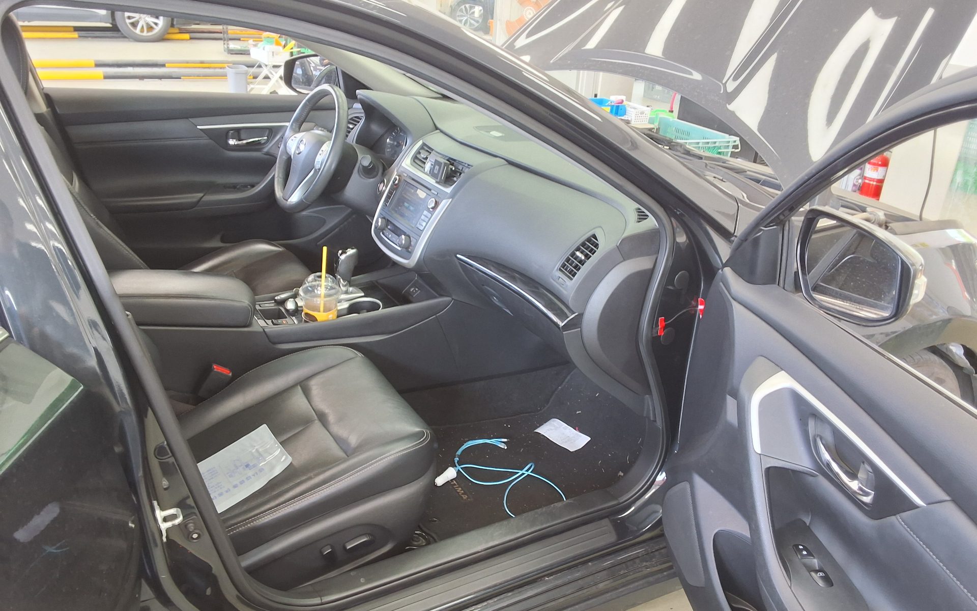 2017 - nissan altima