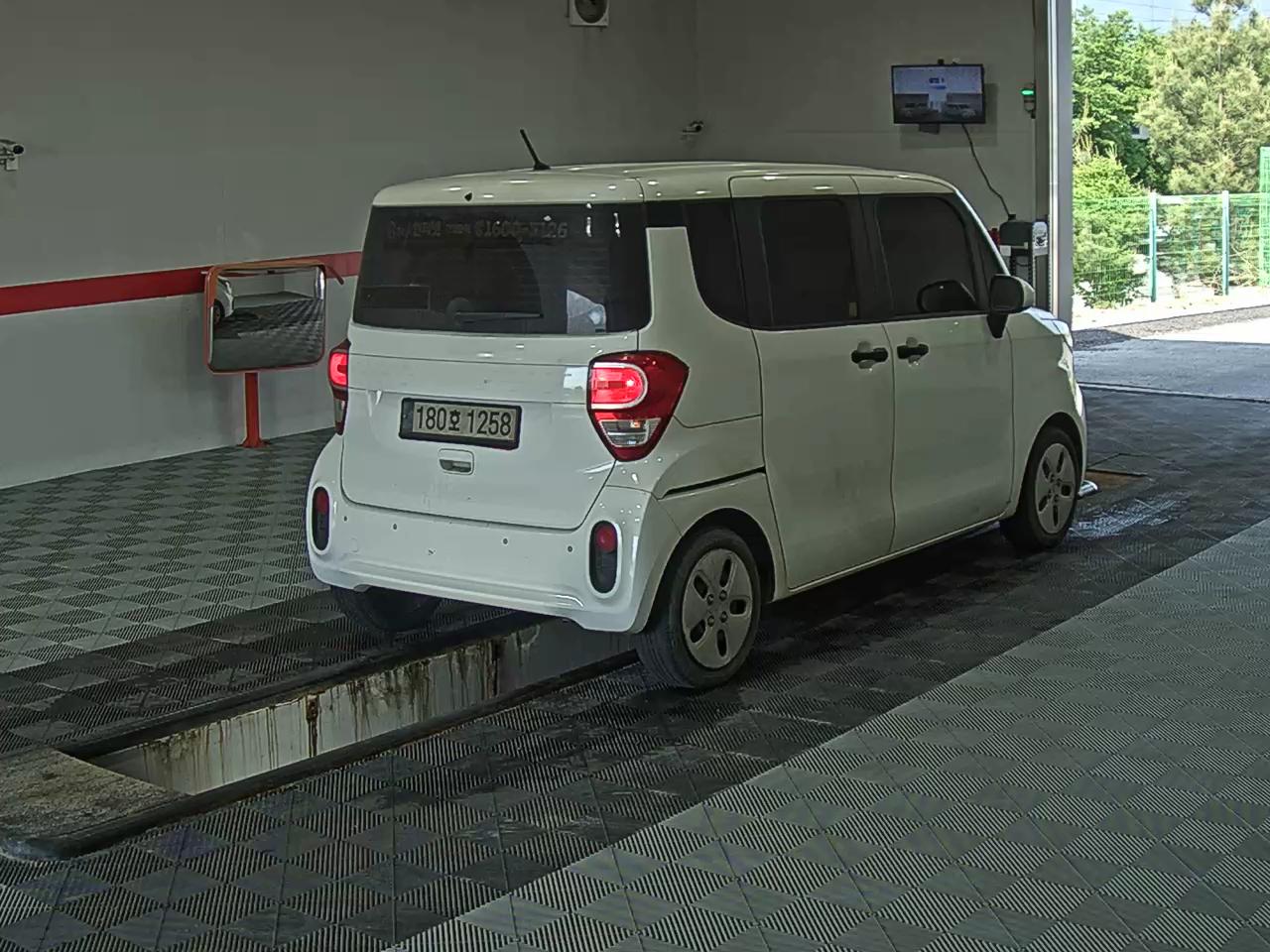 2022 - kia ray