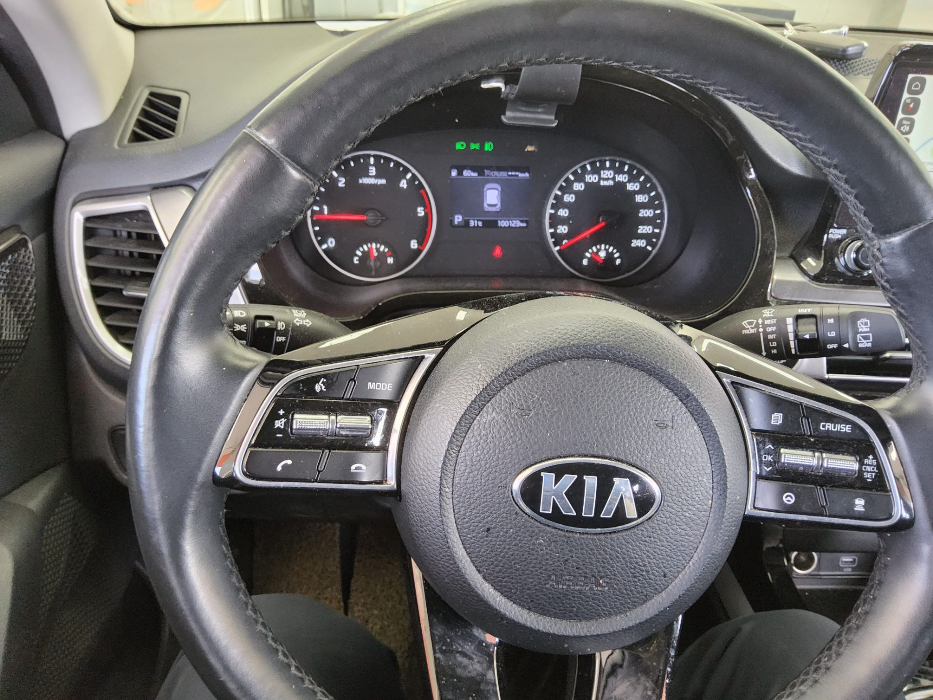 2022 - kia seltos