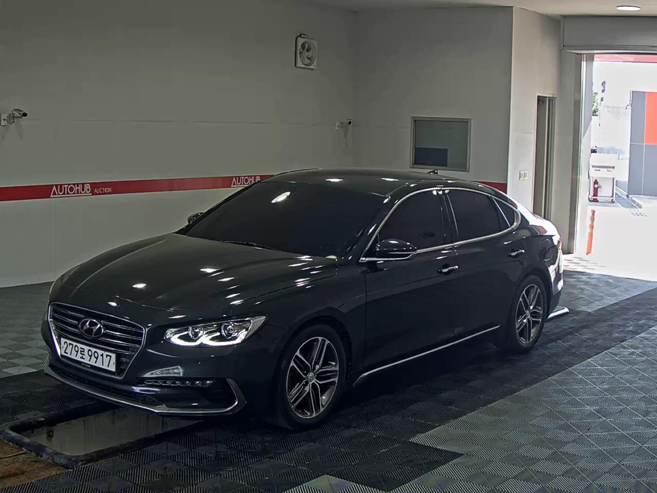 HYUNDAI GRANDEUR GDi