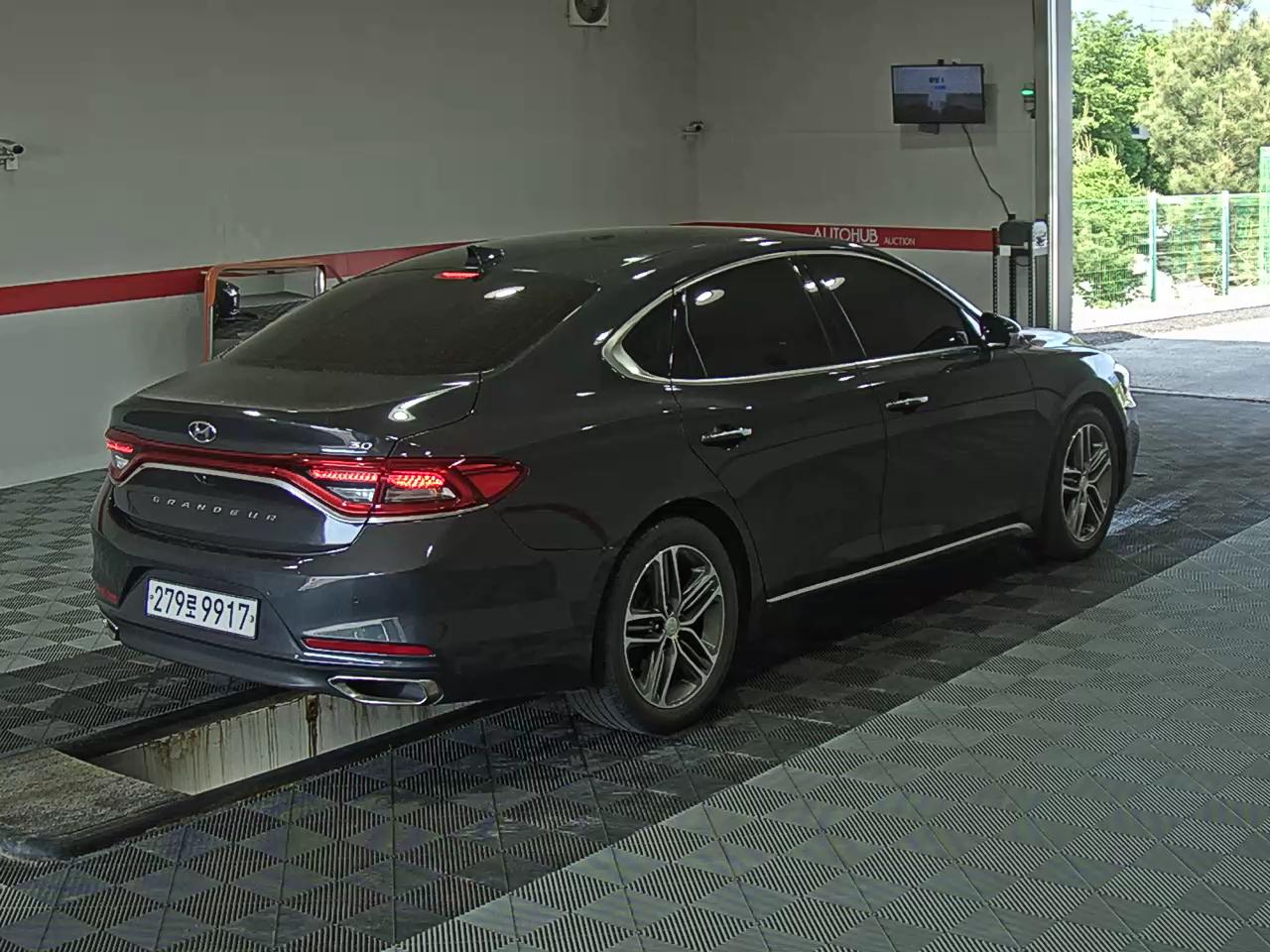 2017 - hyundai grandeur