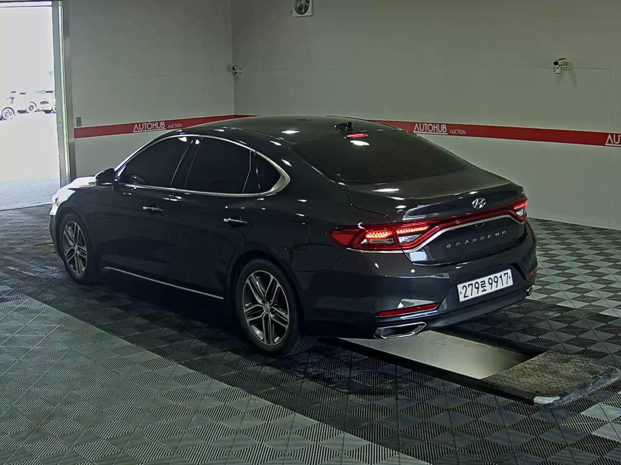 2017 - hyundai grandeur