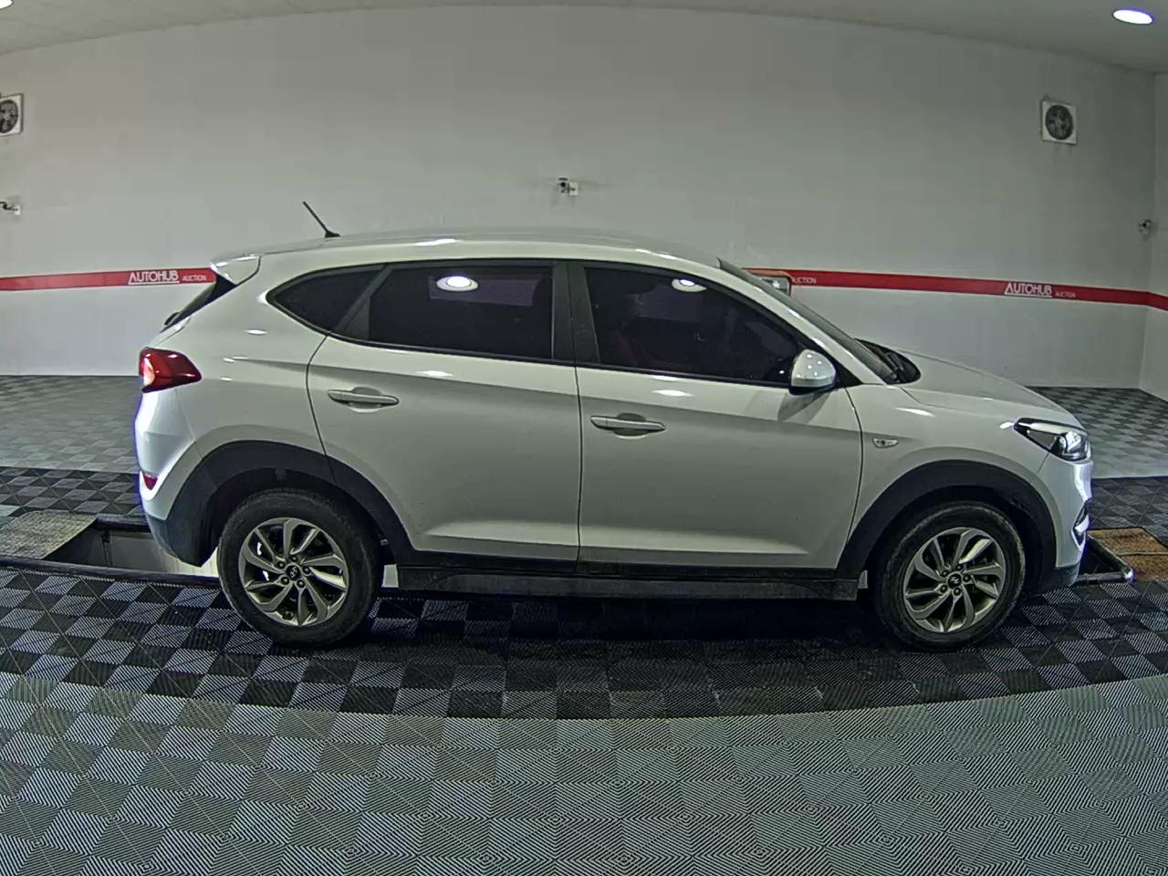 2017 - hyundai tucson