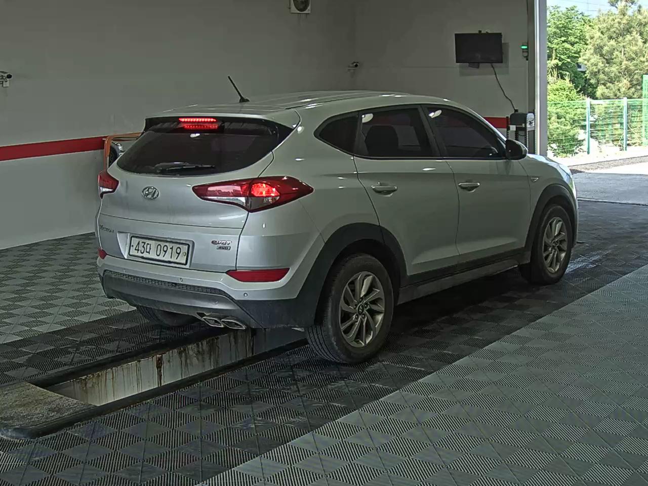 2017 - hyundai tucson