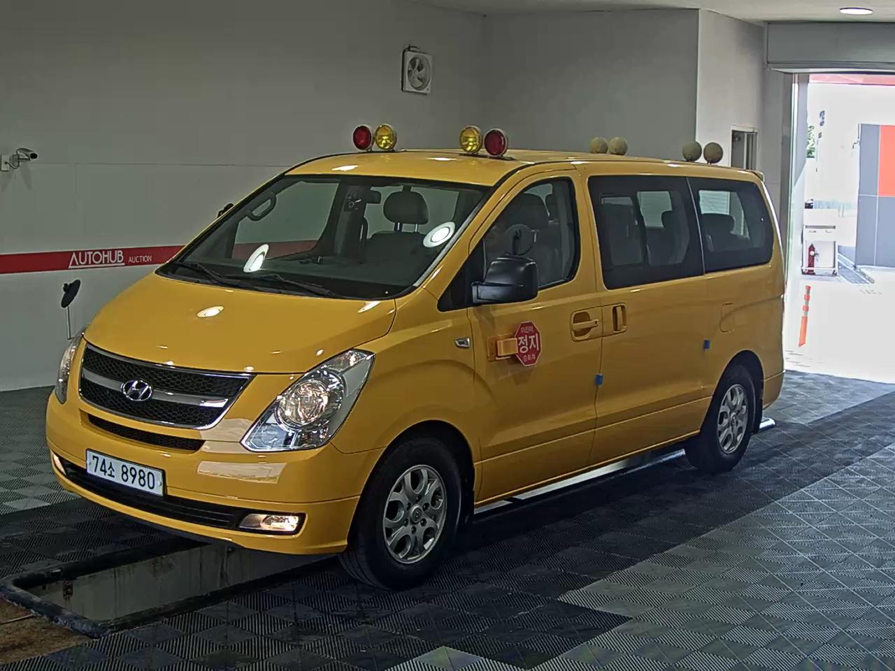 HYUNDAI GRAND STAREX CVX