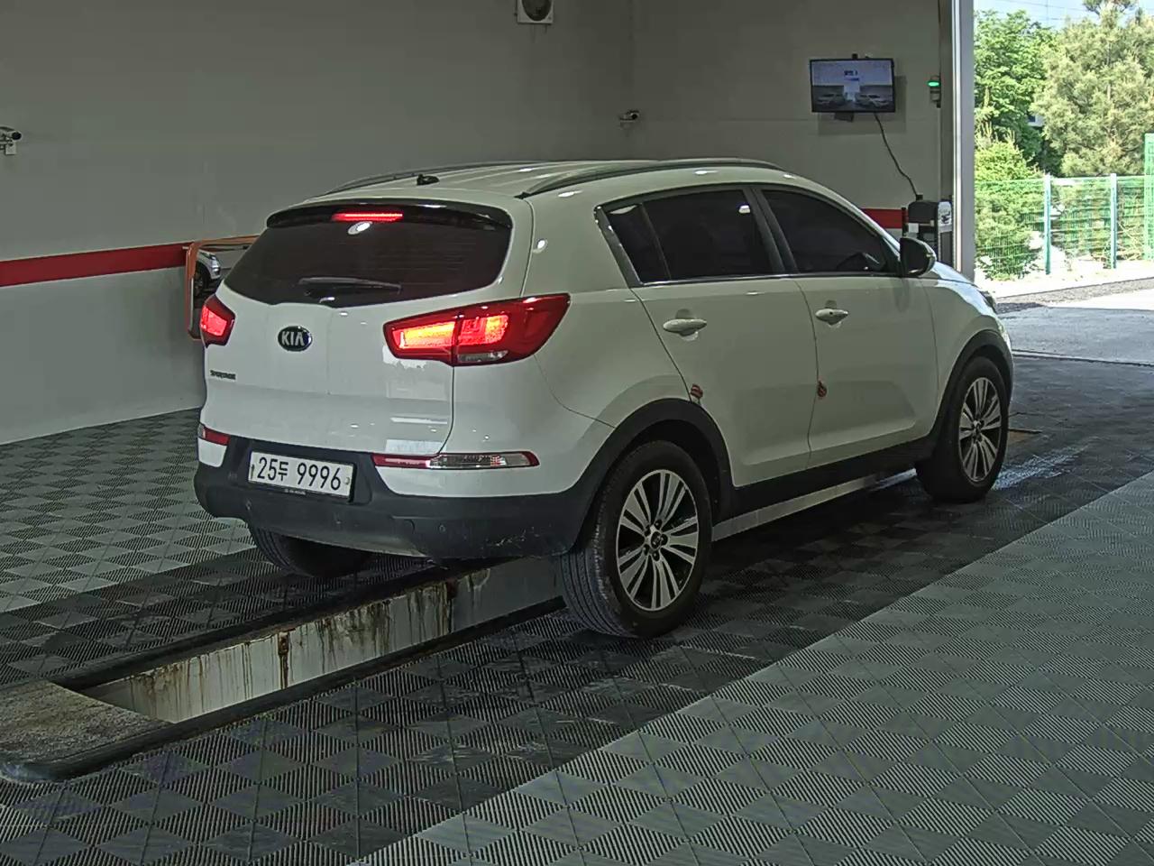 2016 - kia sportage