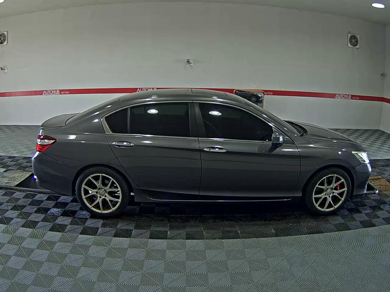 2017 - honda accord