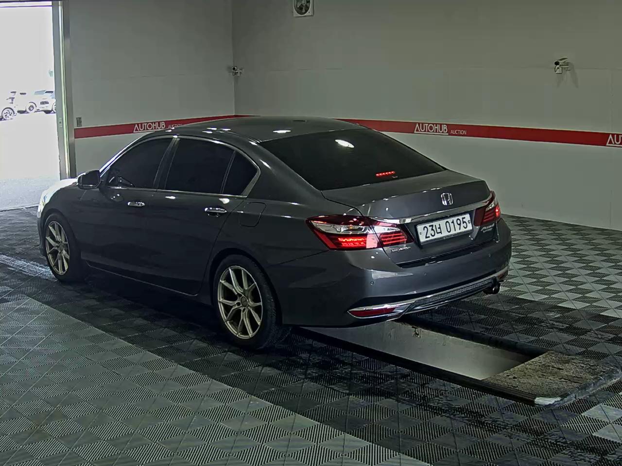 2017 - honda accord