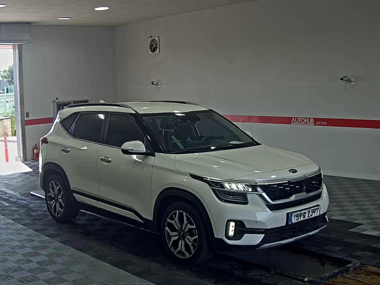 2022 - kia seltos