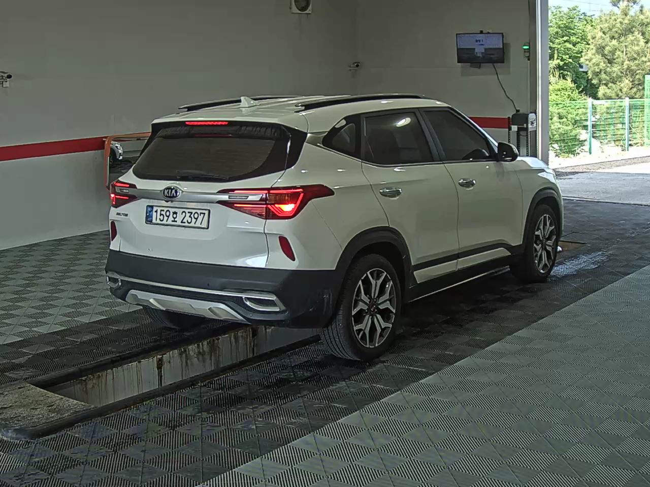 2022 - kia seltos