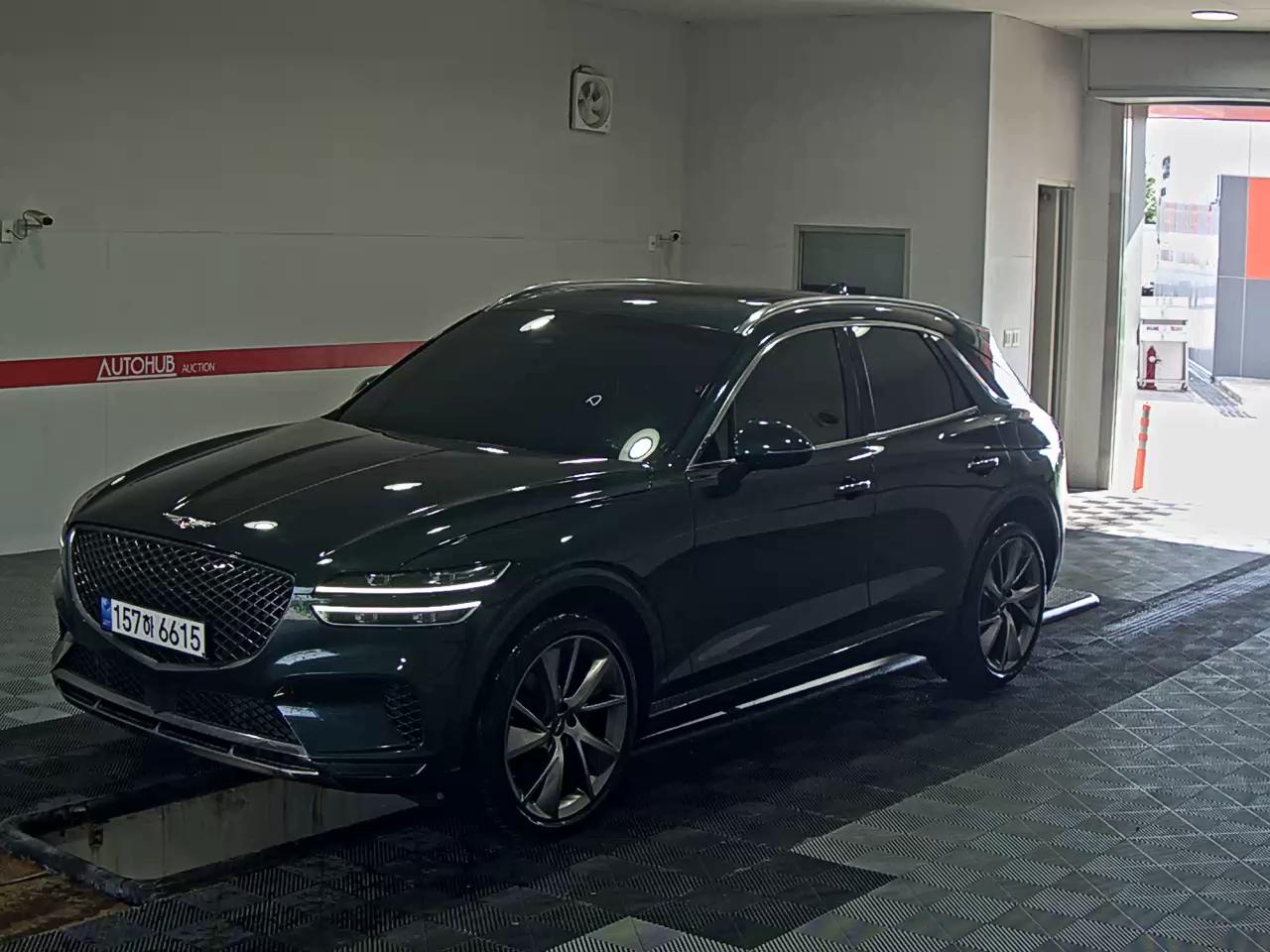 GENESIS GV70 BASE MODEL