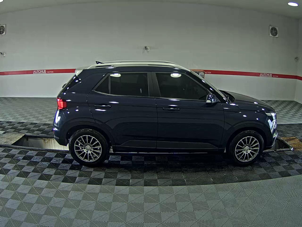 2020 - hyundai venue