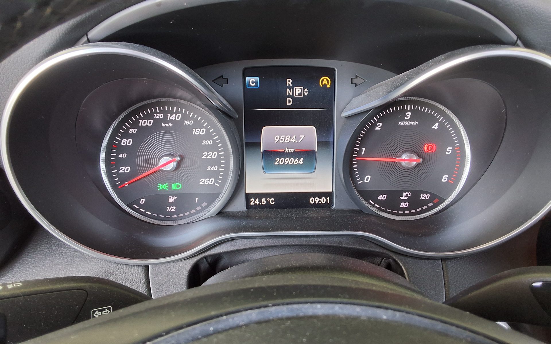 Mercedes-Benz C-Class - 8