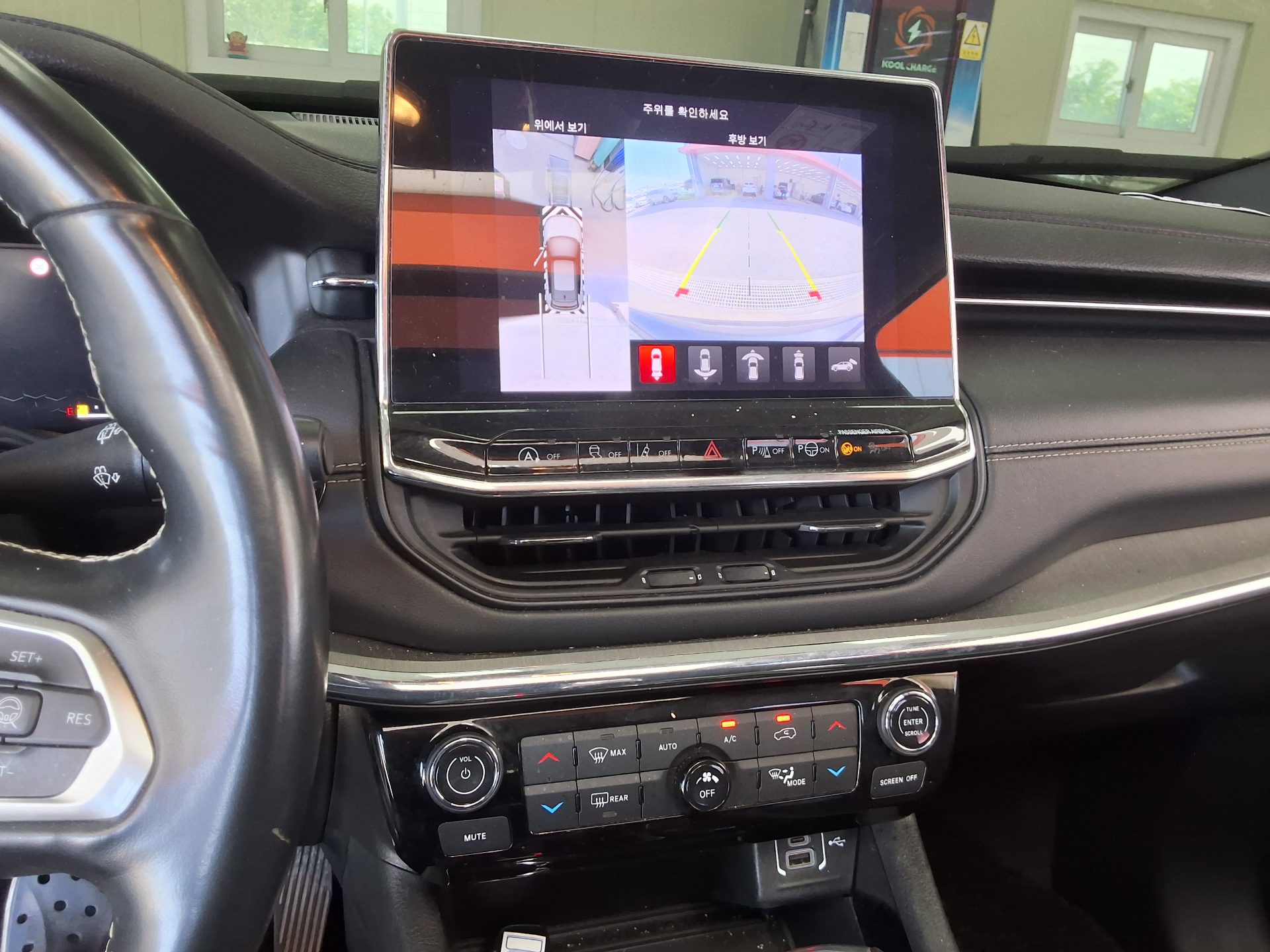2022 - jeep compass