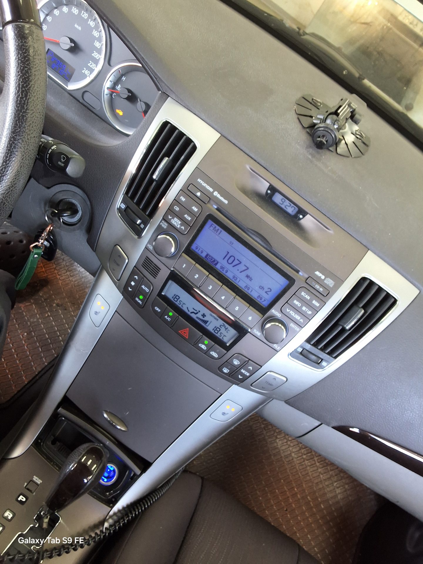 2010 - hyundai sonata