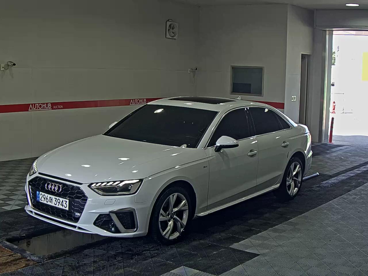 أودي A4