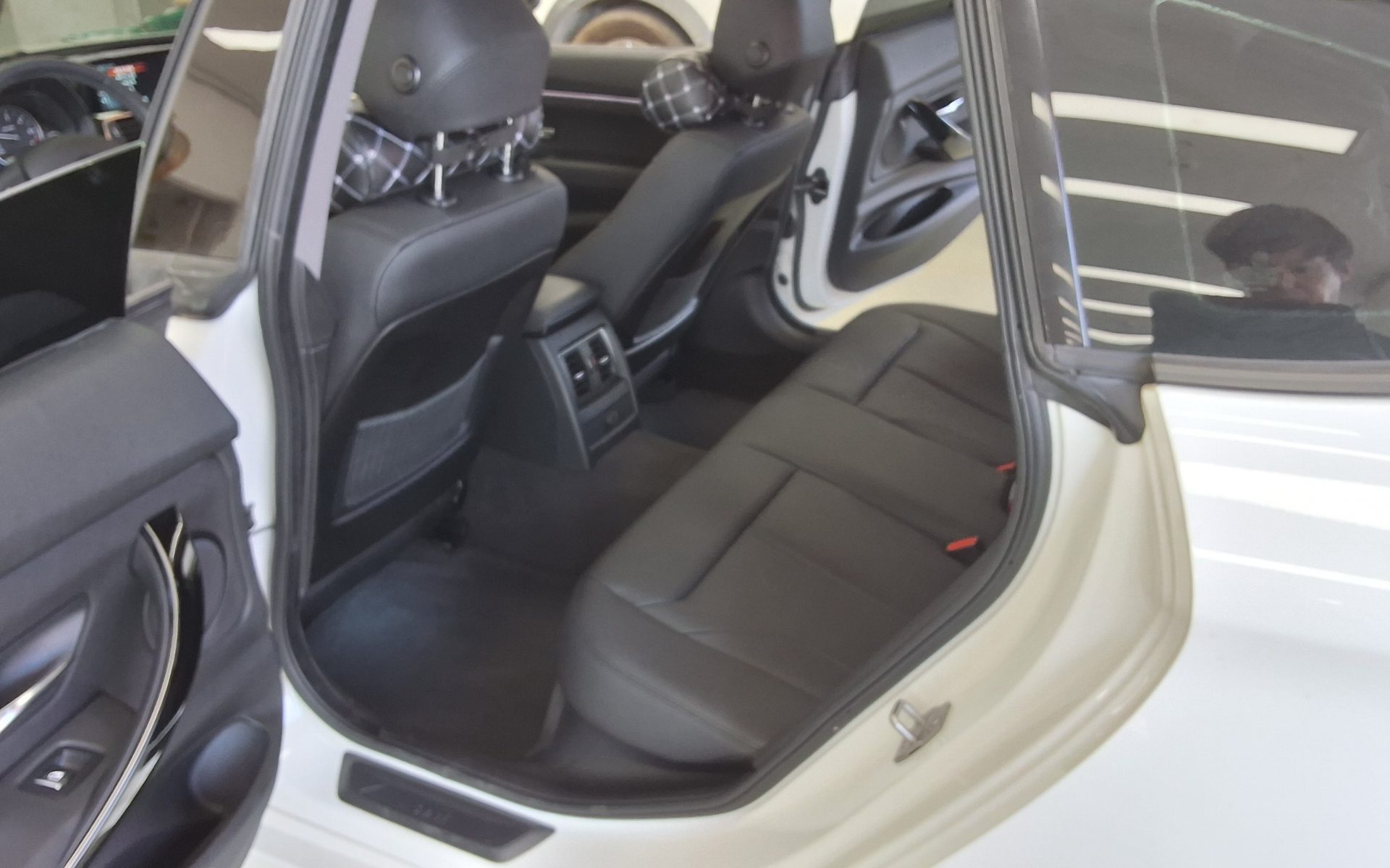 2017 - bmw gran turismo