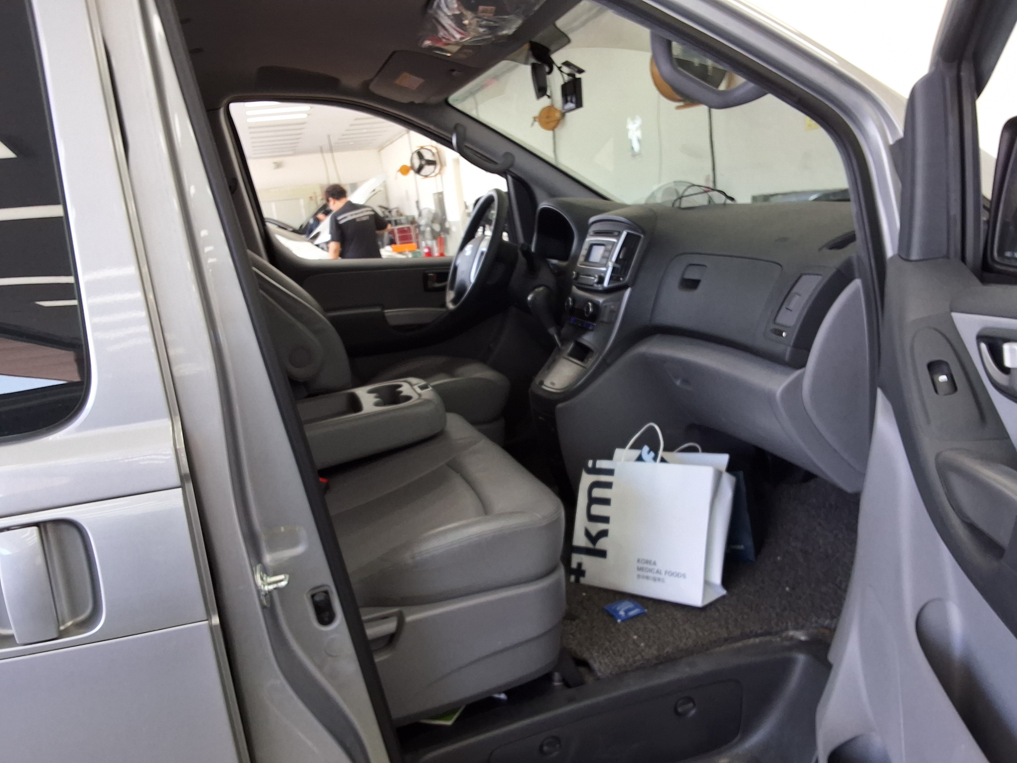 2020 - hyundai grand starex