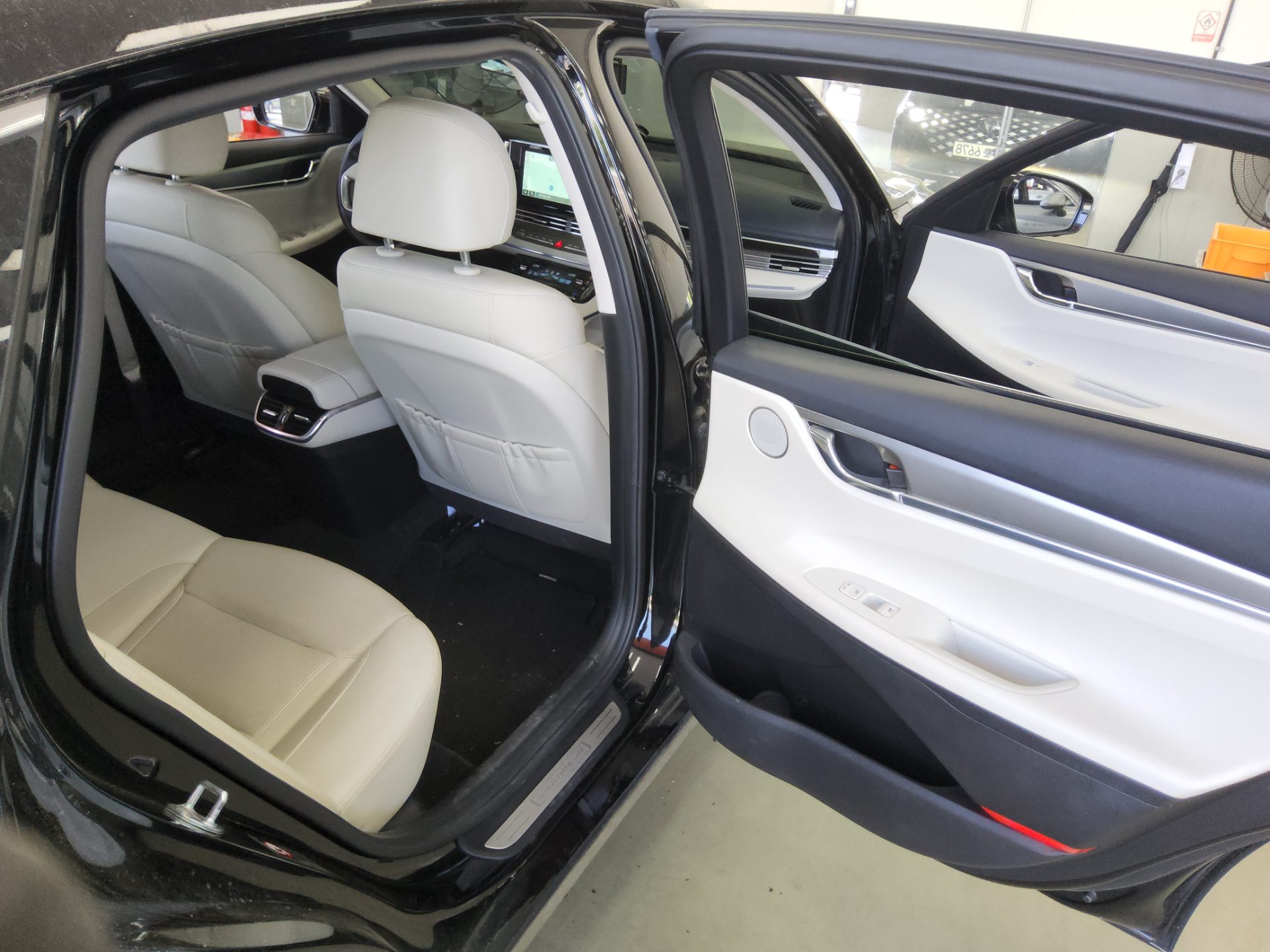 2022 - hyundai grandeur