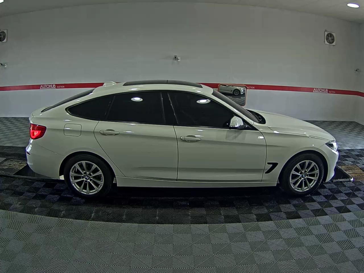 2017 - bmw gran turismo