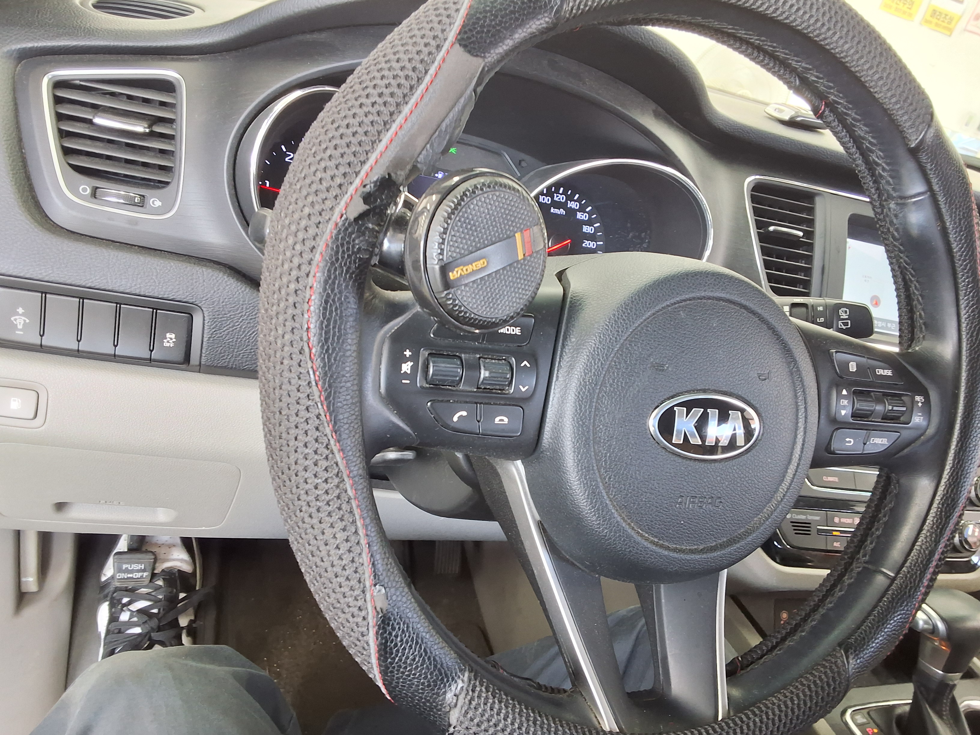 2019 - kia carnival