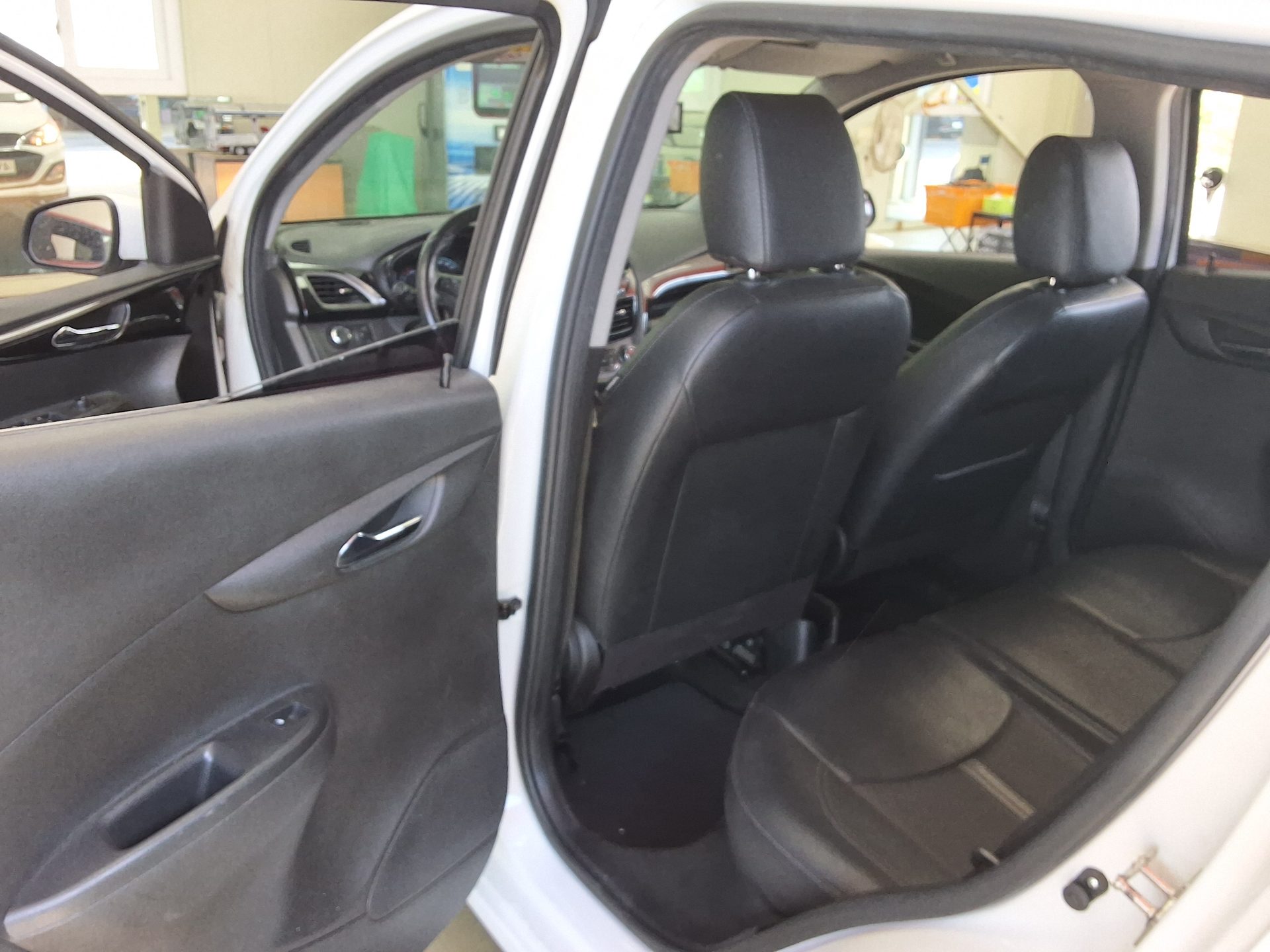 2019 - chevrolet spark