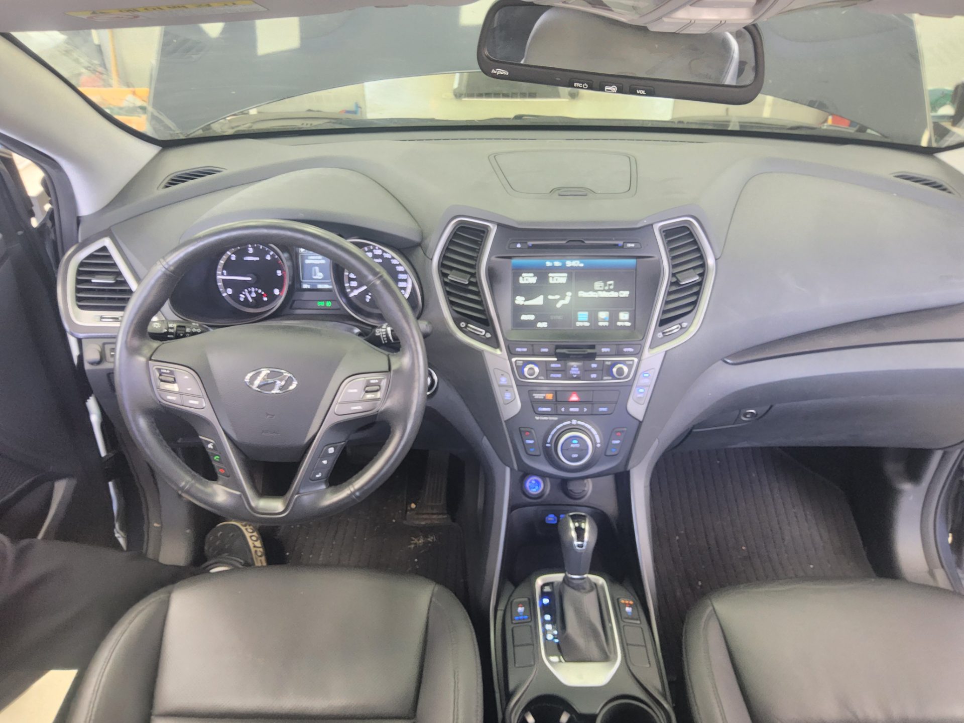 2017 - hyundai santa fe