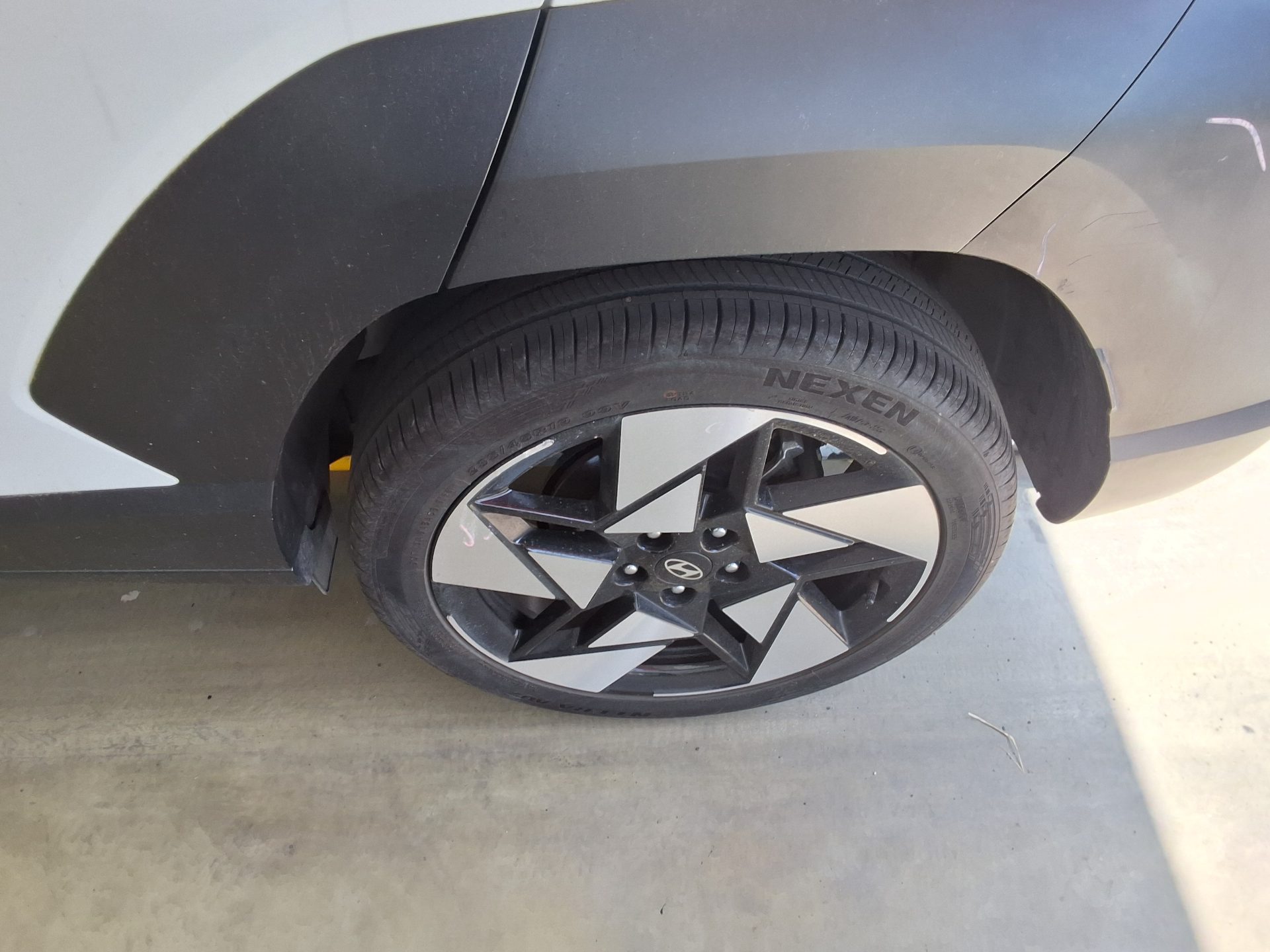 2023 - hyundai kona