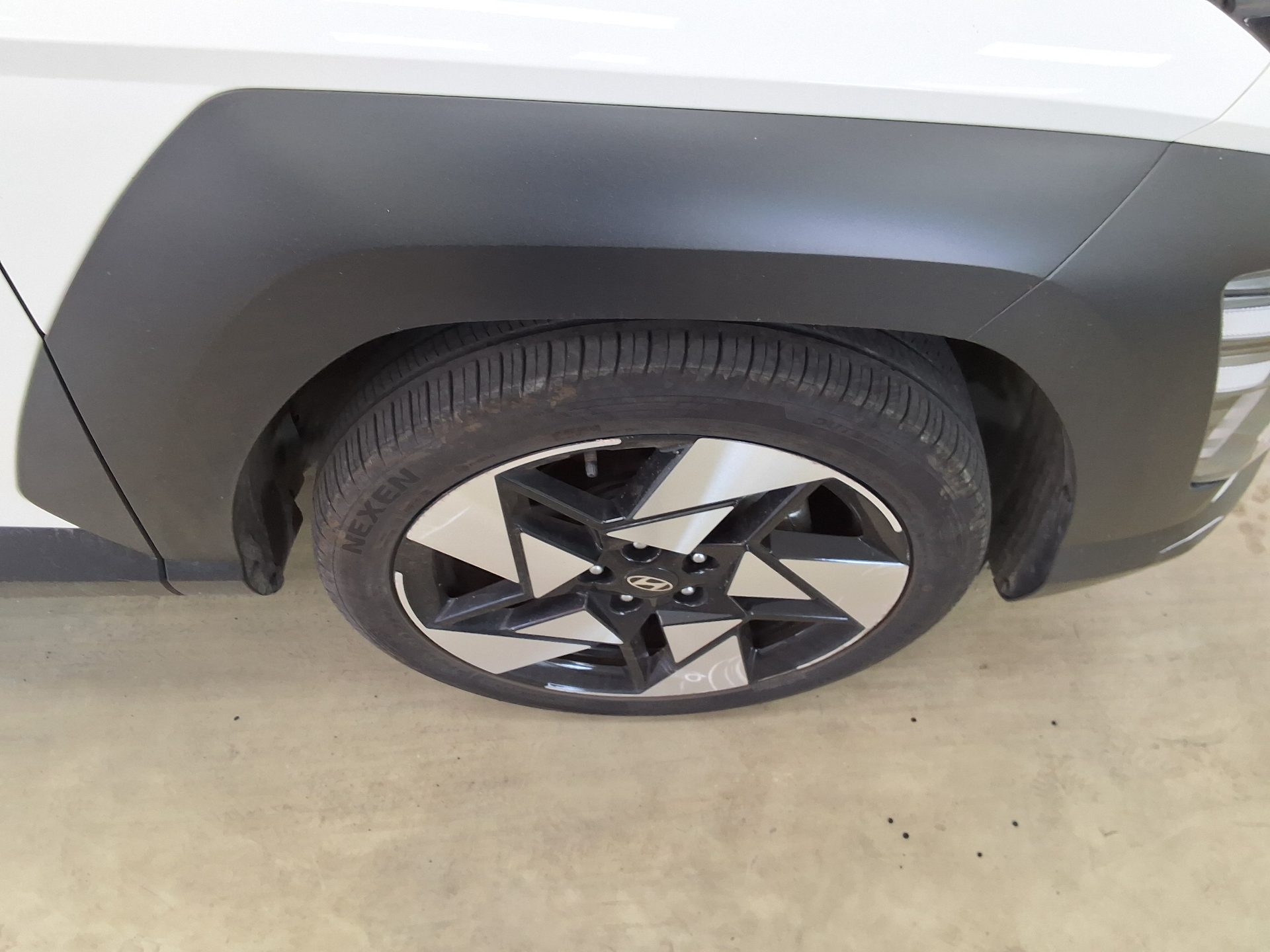 2023 - hyundai kona