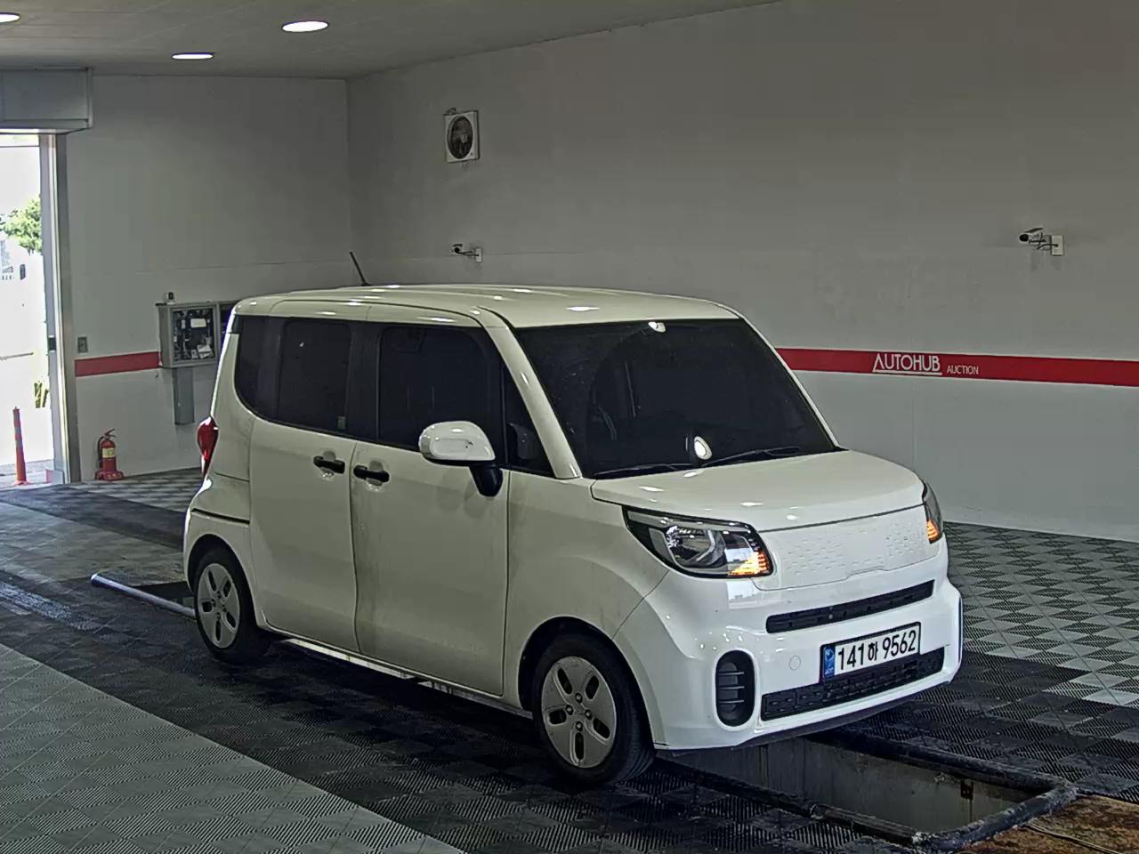 2022 - kia ray