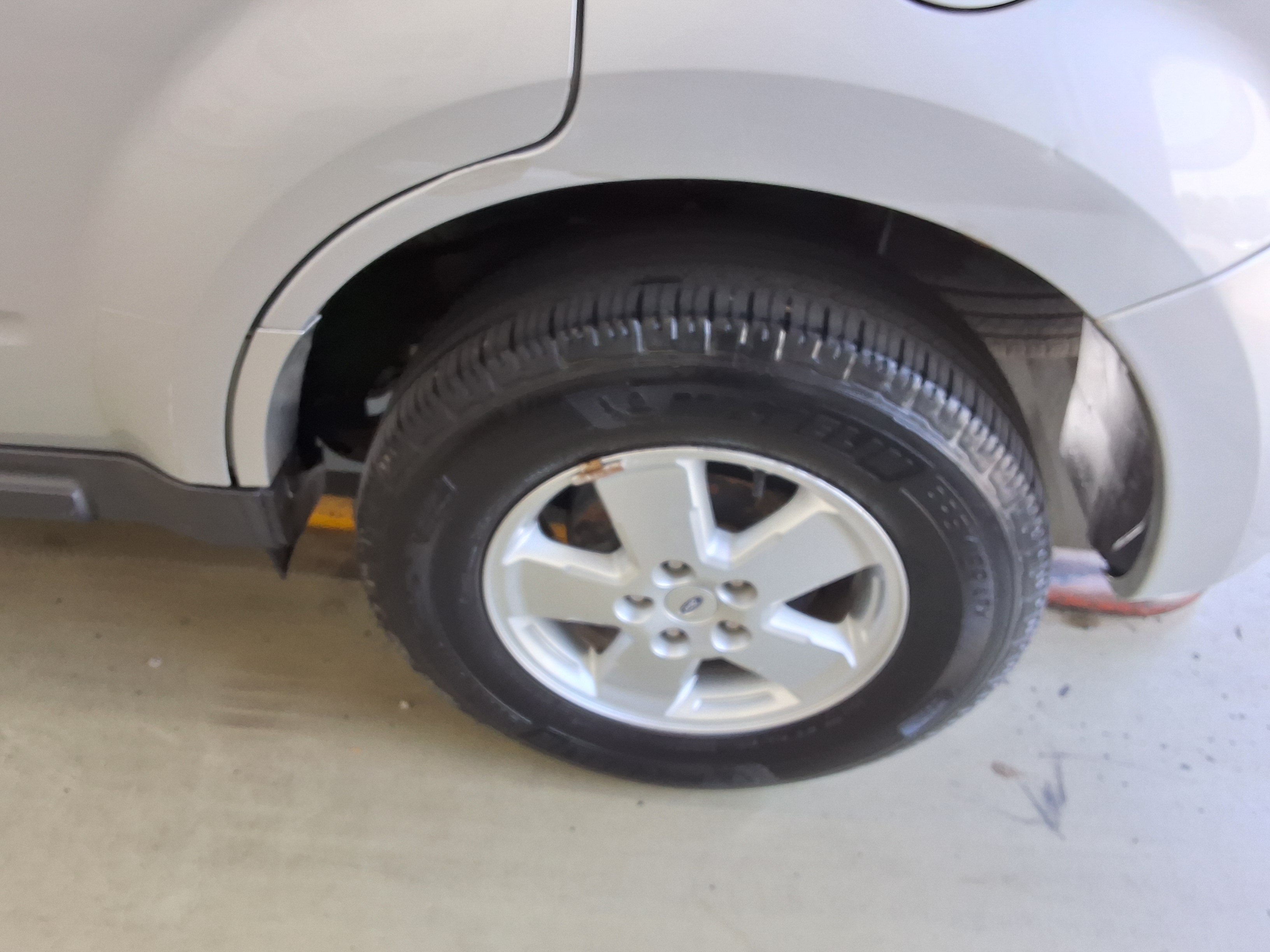 2011 - ford escape