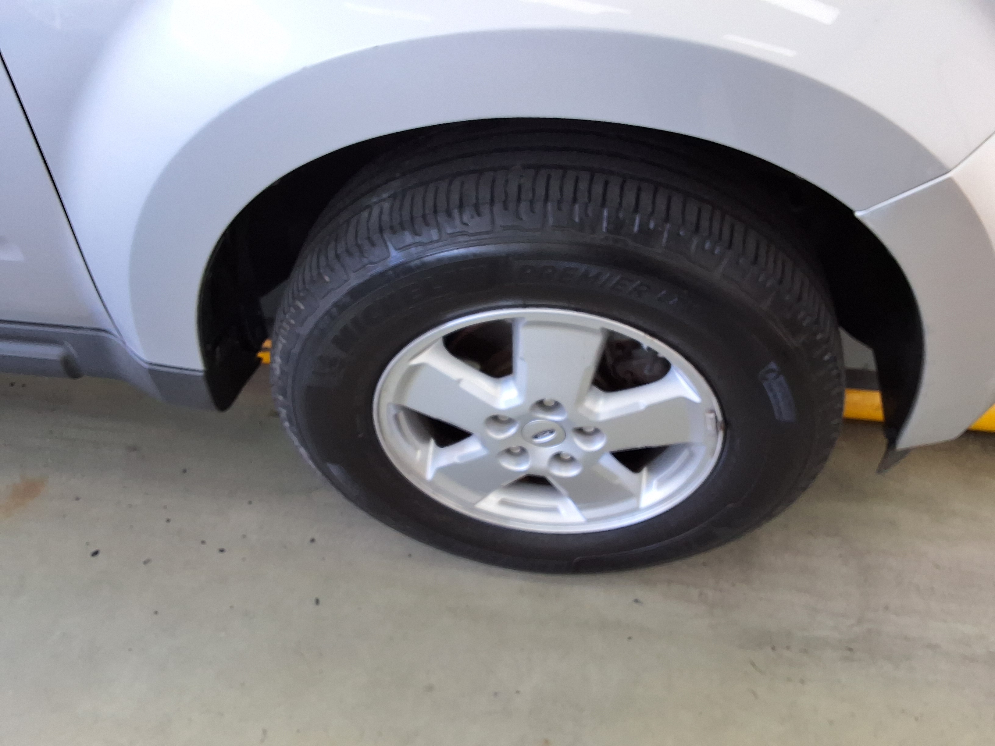 2011 - ford escape