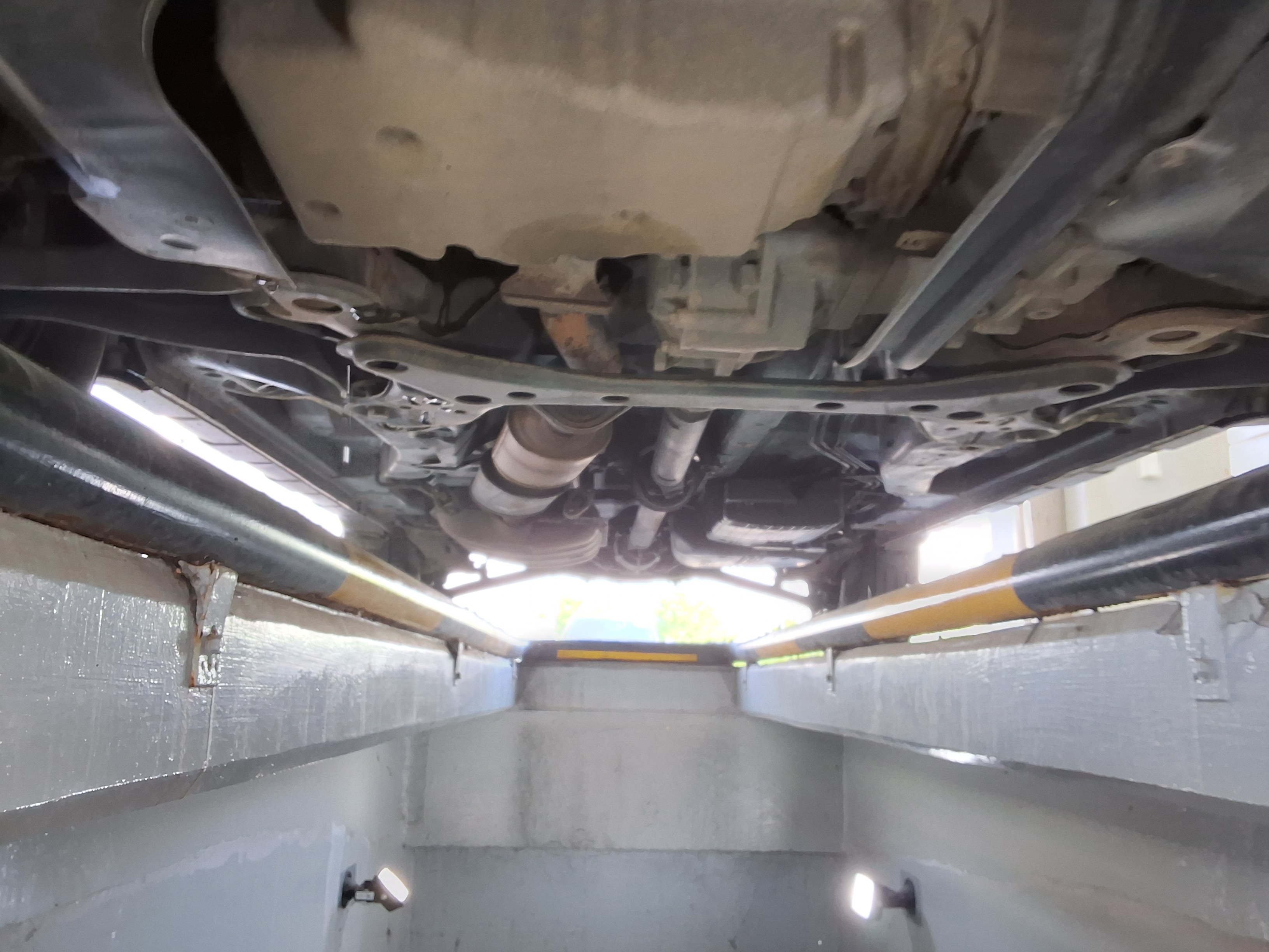 2011 - ford escape