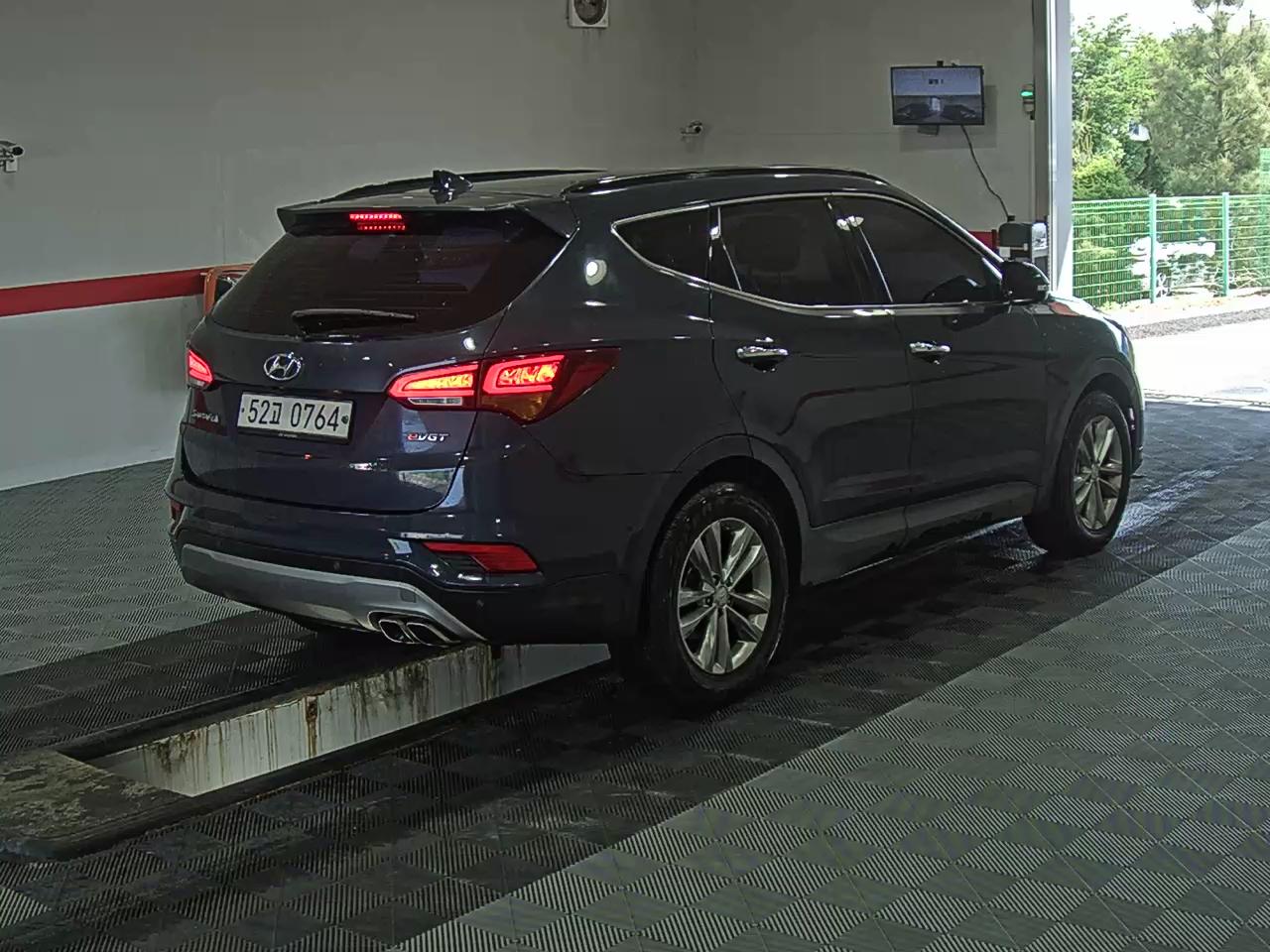 2017 - hyundai santa fe