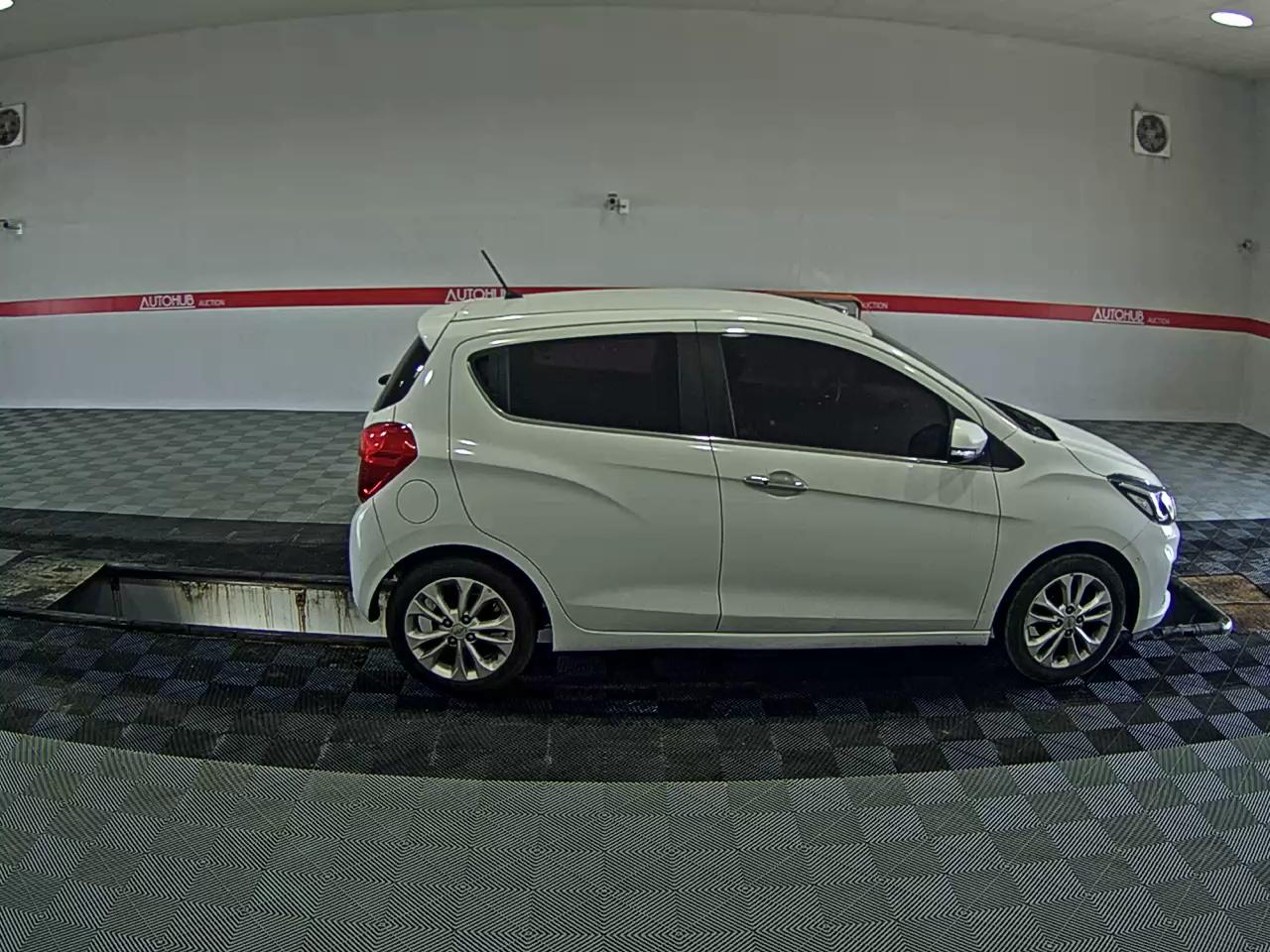 2019 - chevrolet spark
