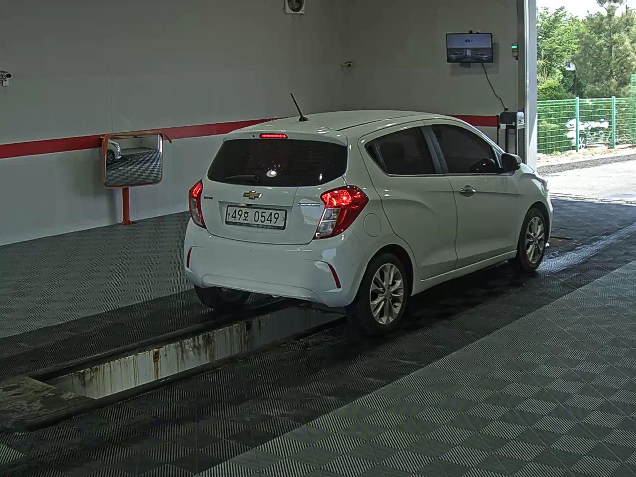 2019 - chevrolet spark