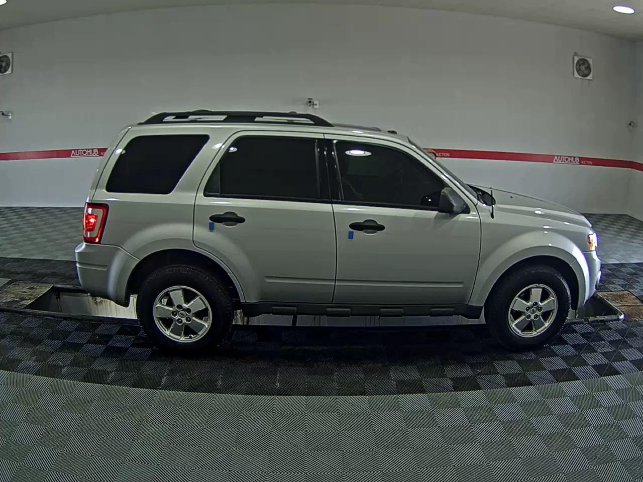 2011 - ford escape