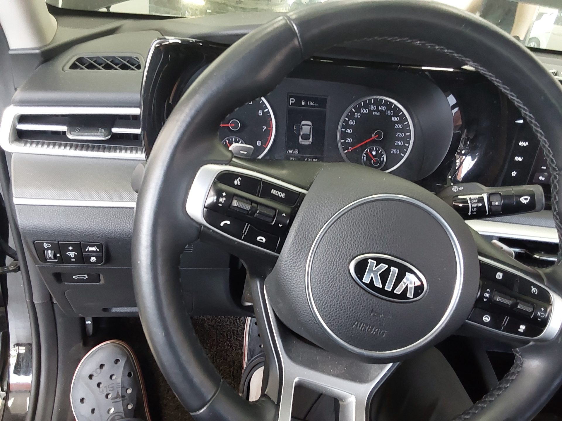 2021 - kia k5
