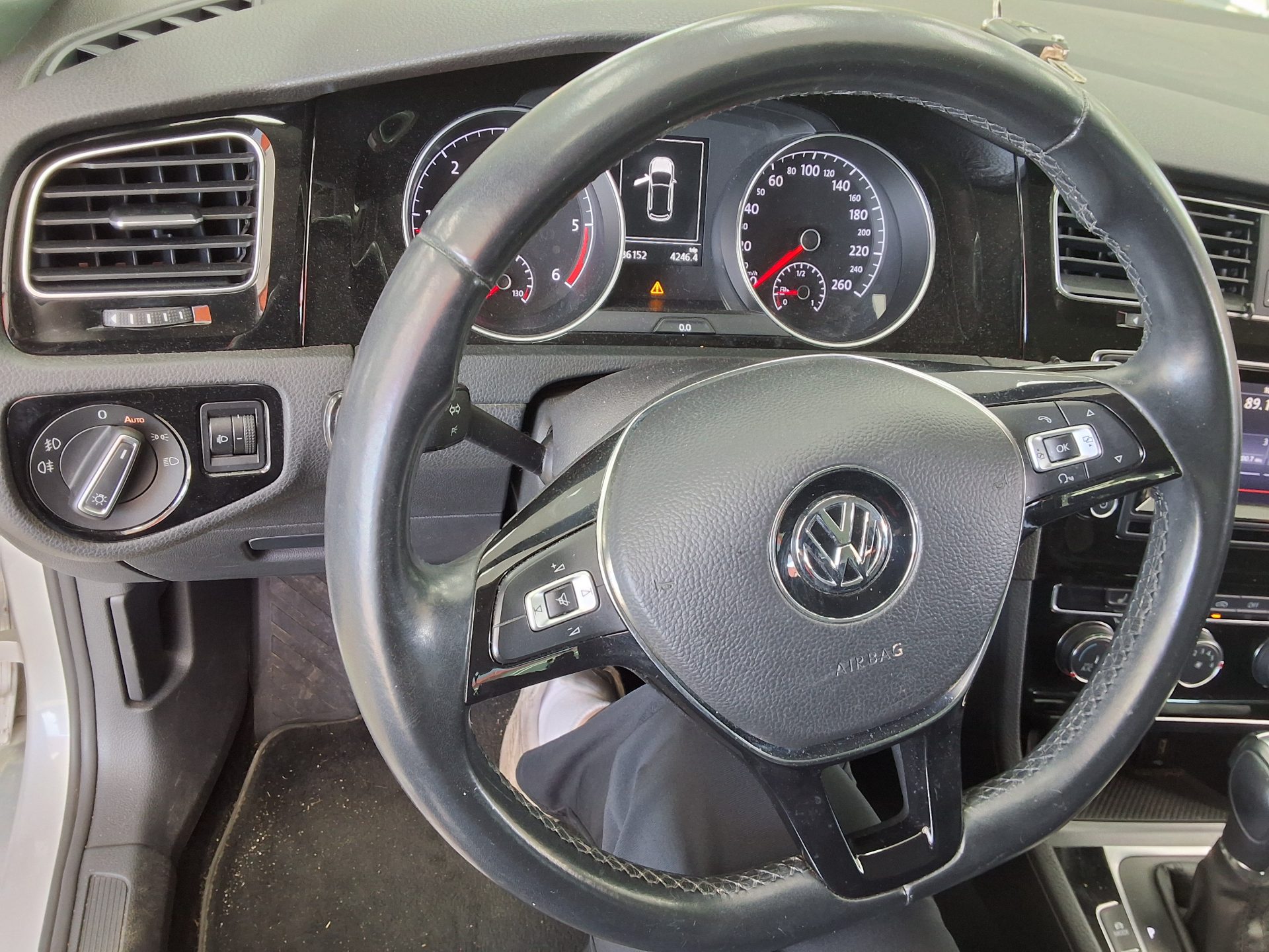 2014 - volkswagen golf