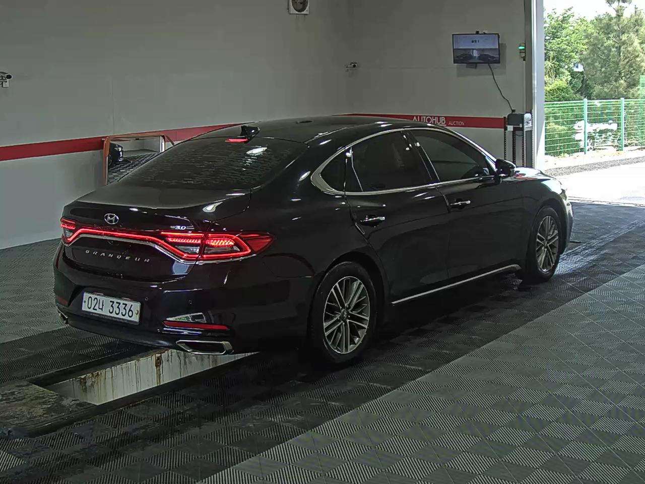 2018 - hyundai grandeur