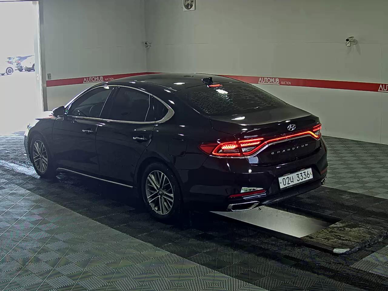 2018 - hyundai grandeur