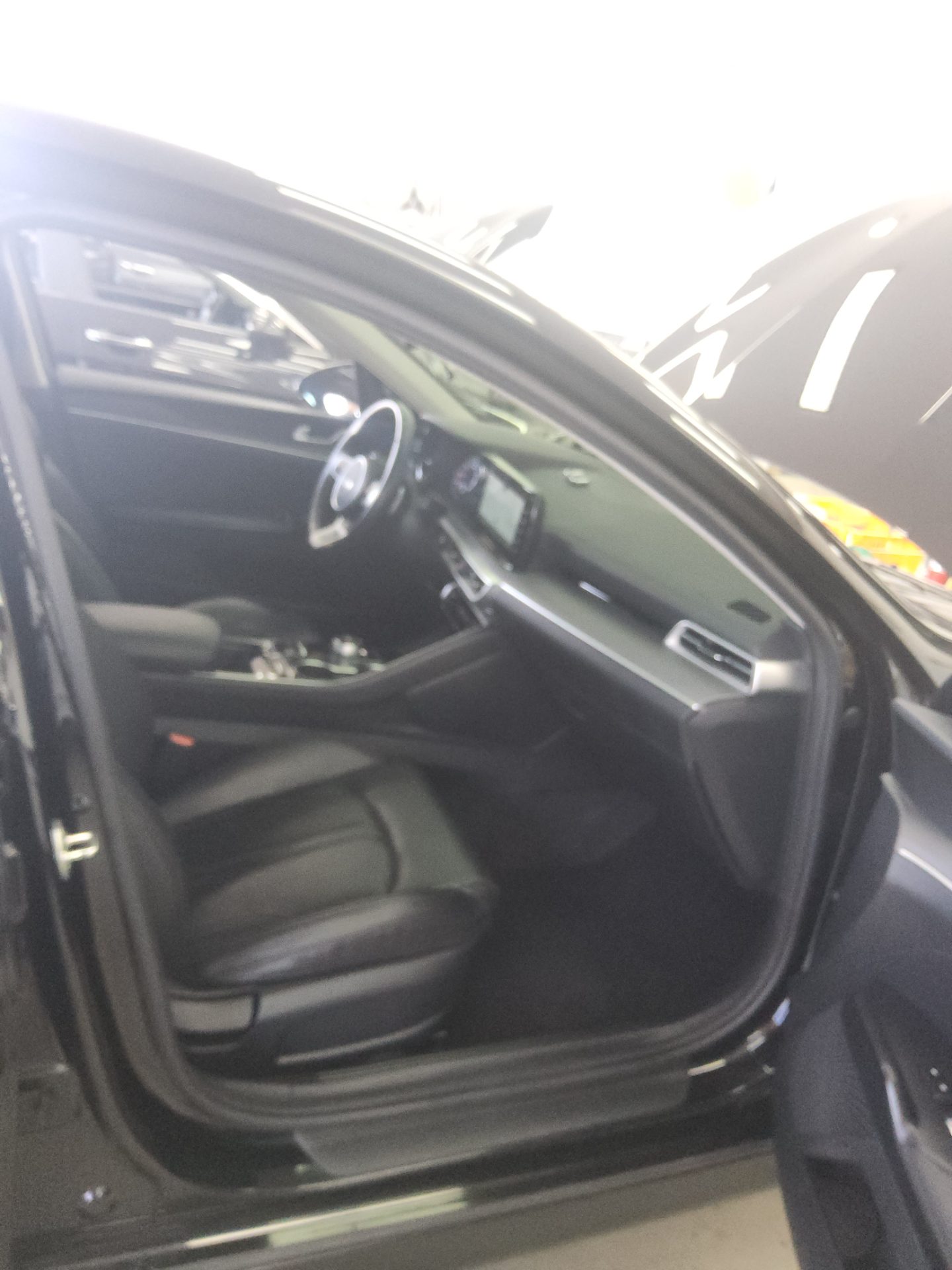 2023 - kia k5