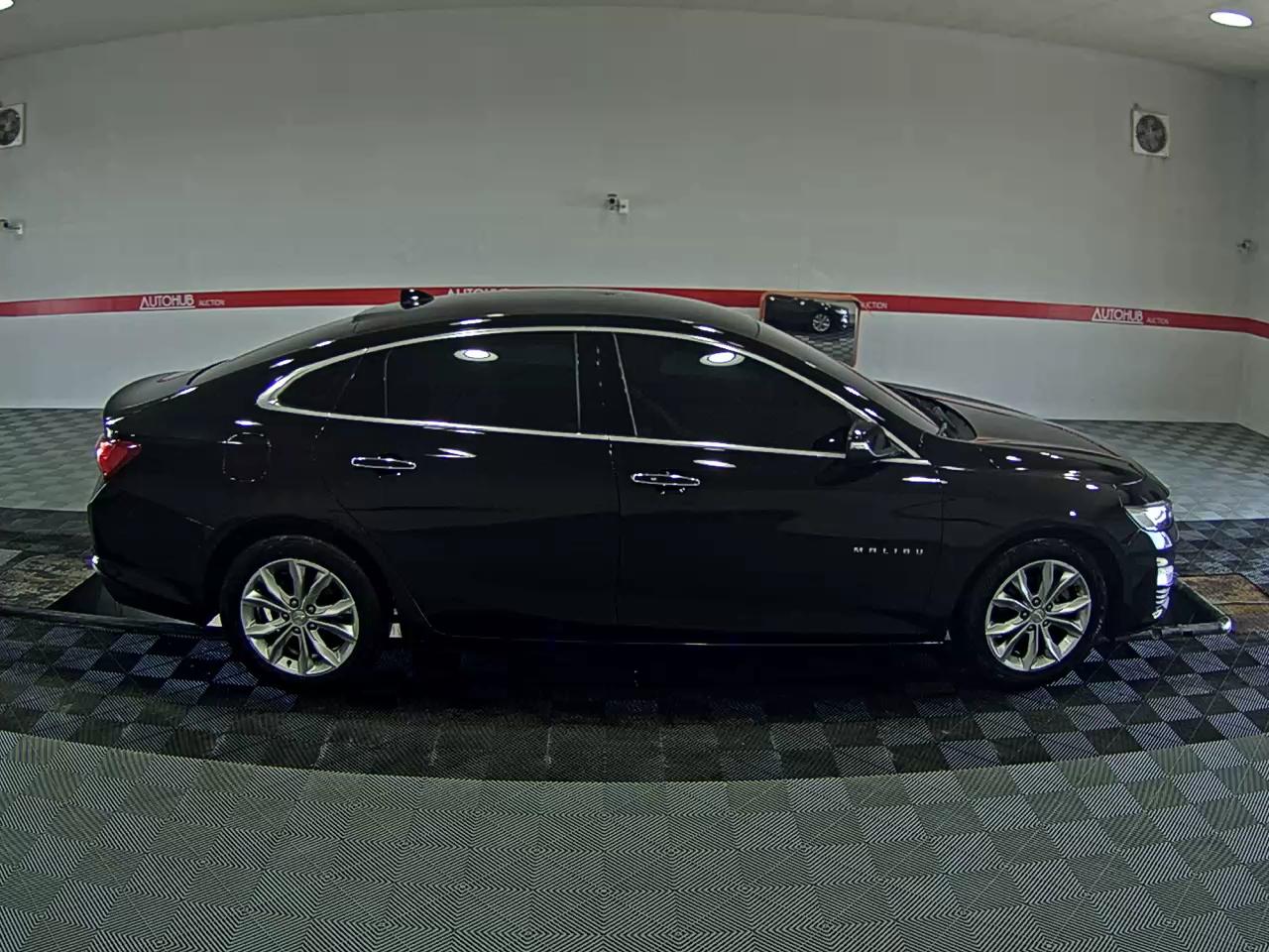2020 - chevrolet malibu
