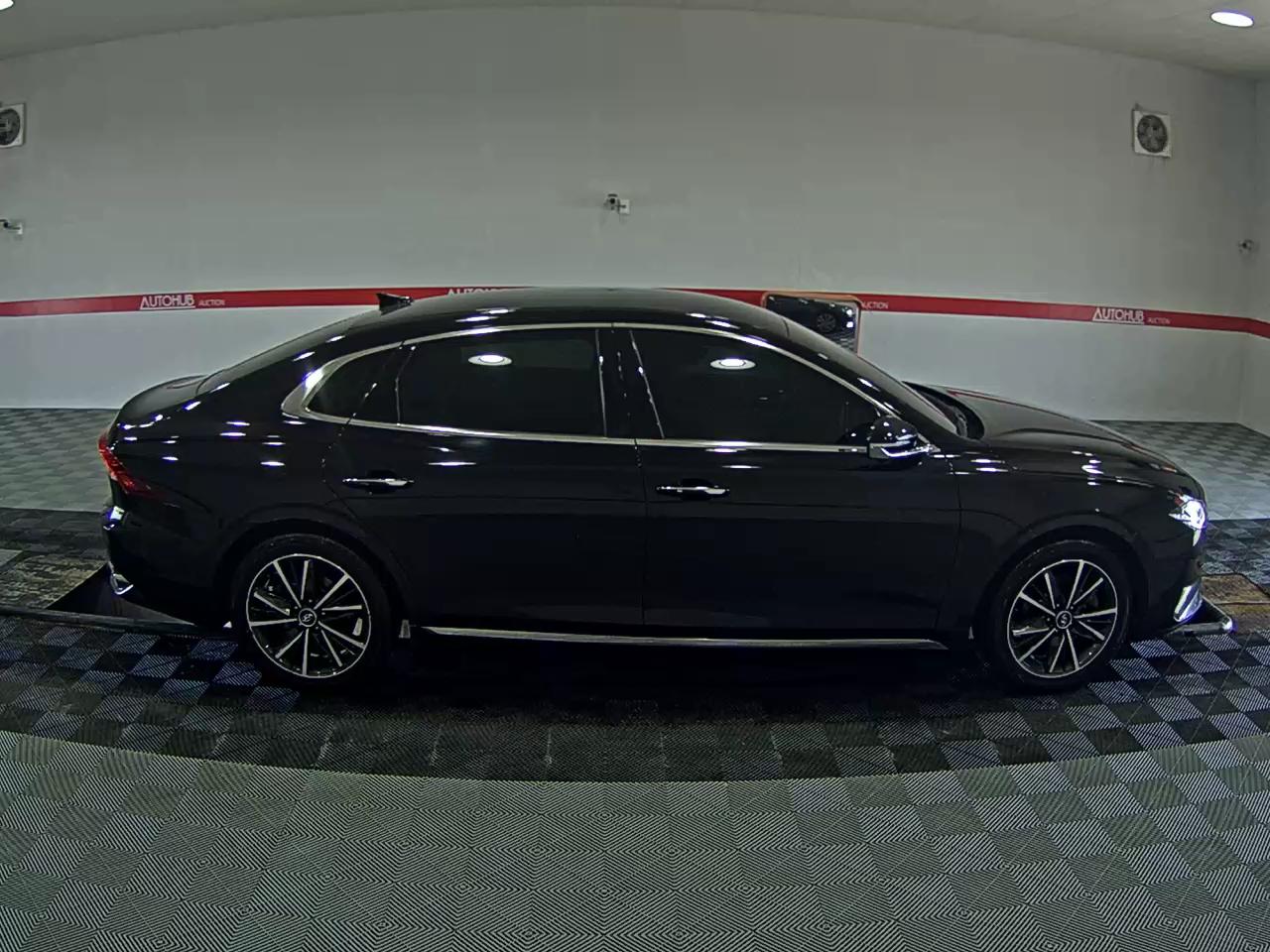 2022 - hyundai grandeur