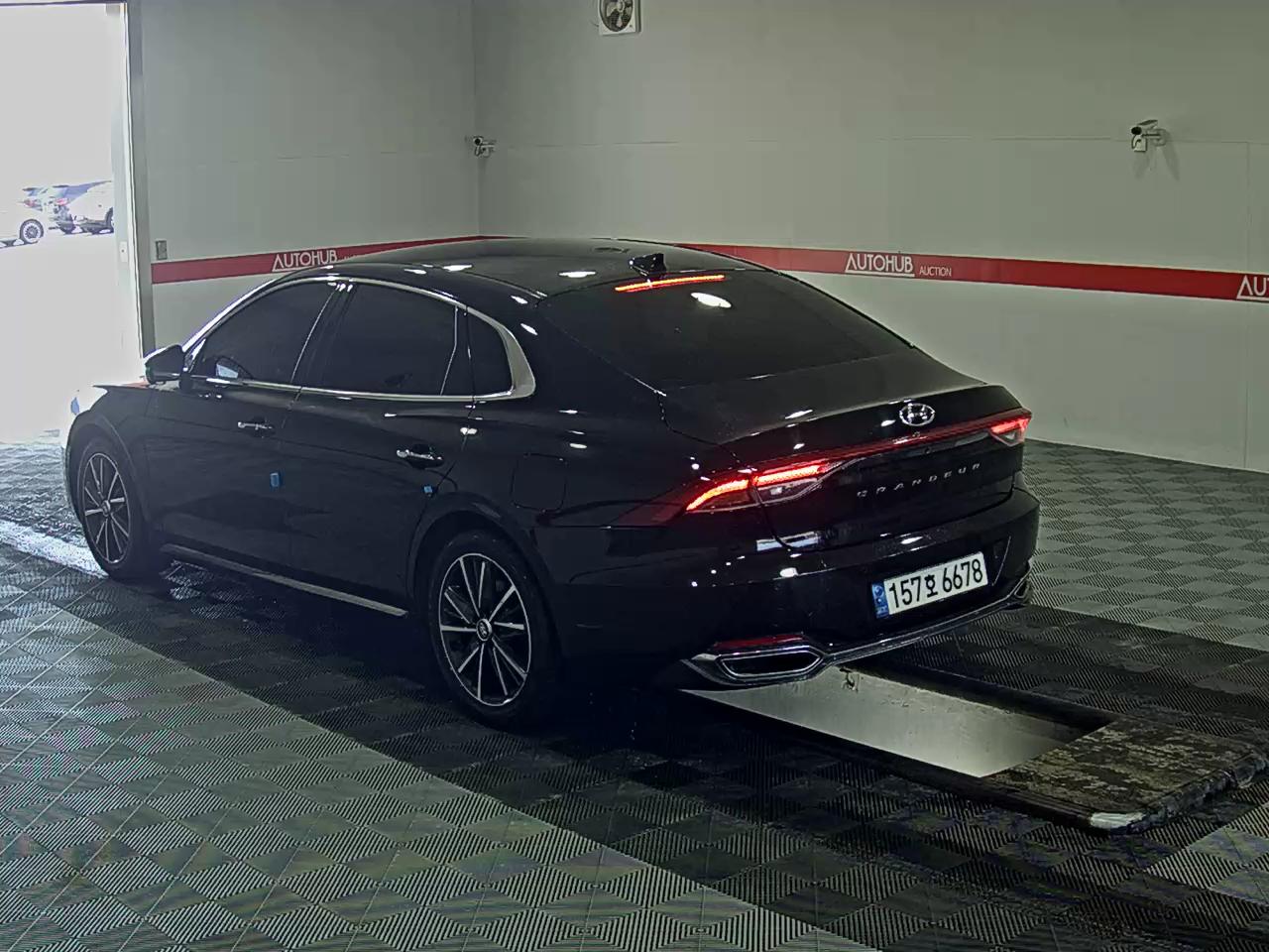 2022 - hyundai grandeur