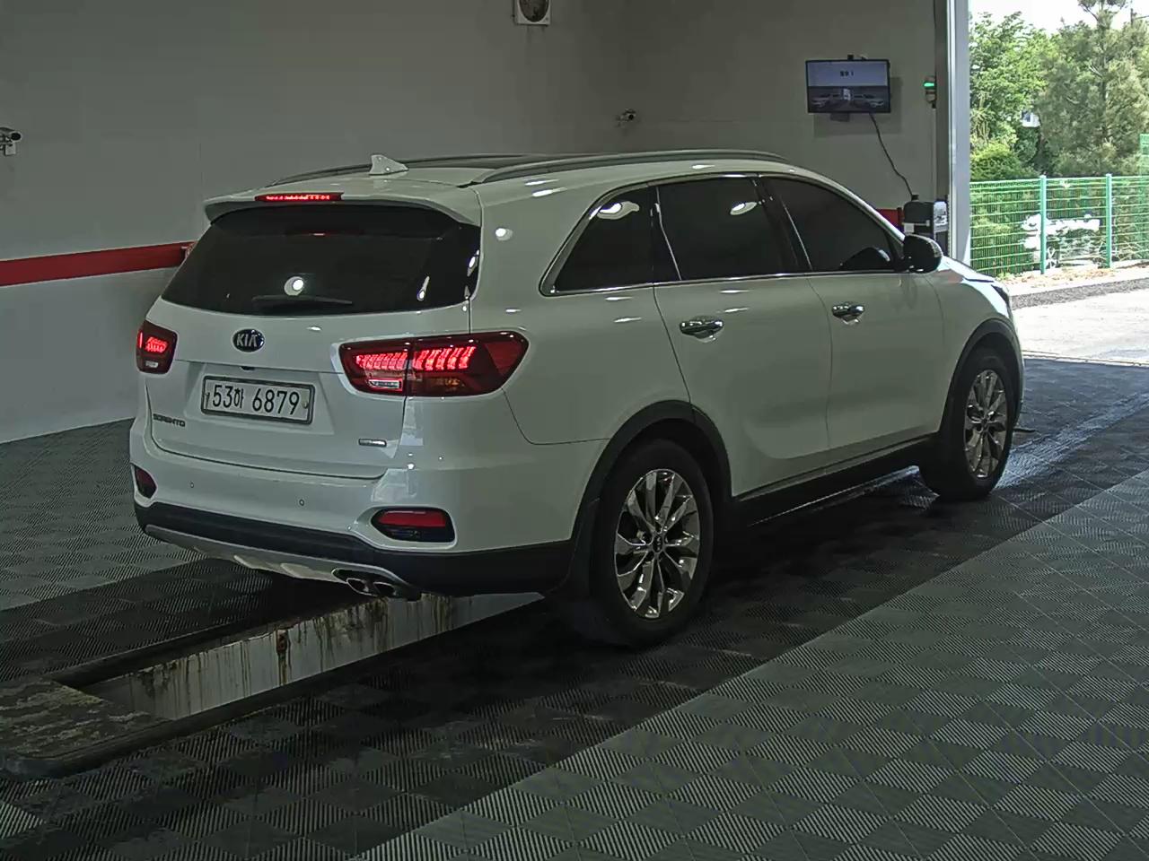 2019 - kia sorento