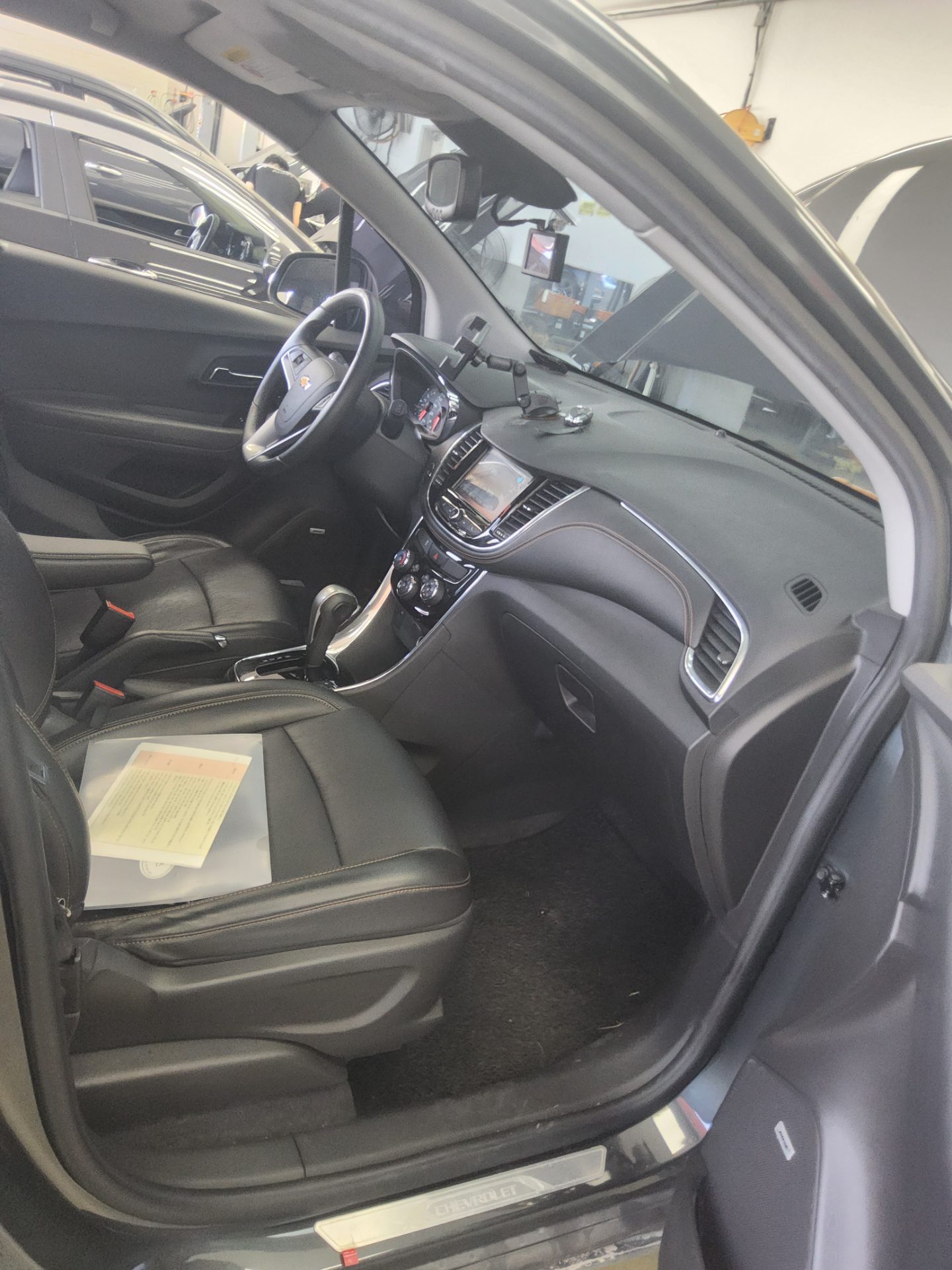 2017 - chevrolet trax