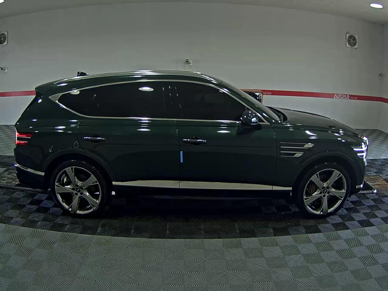 2022 - genesis gv80