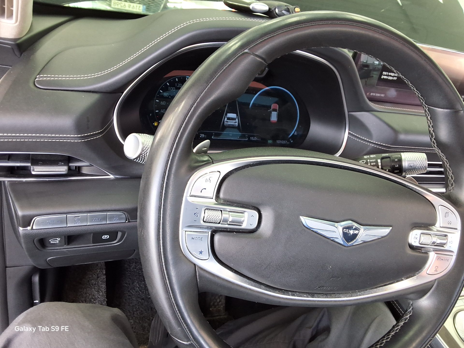 2021 - genesis gv80