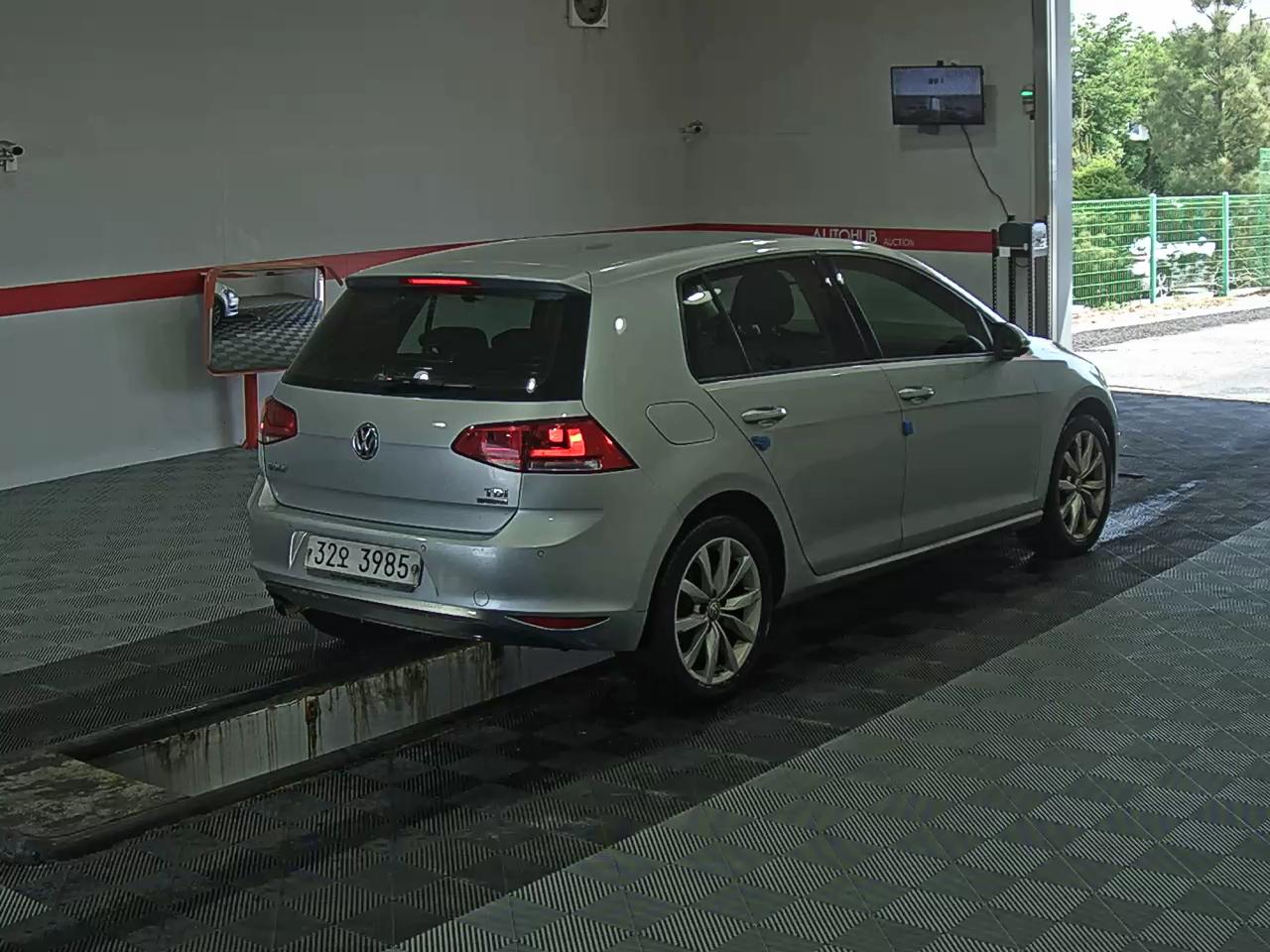 2014 - volkswagen golf